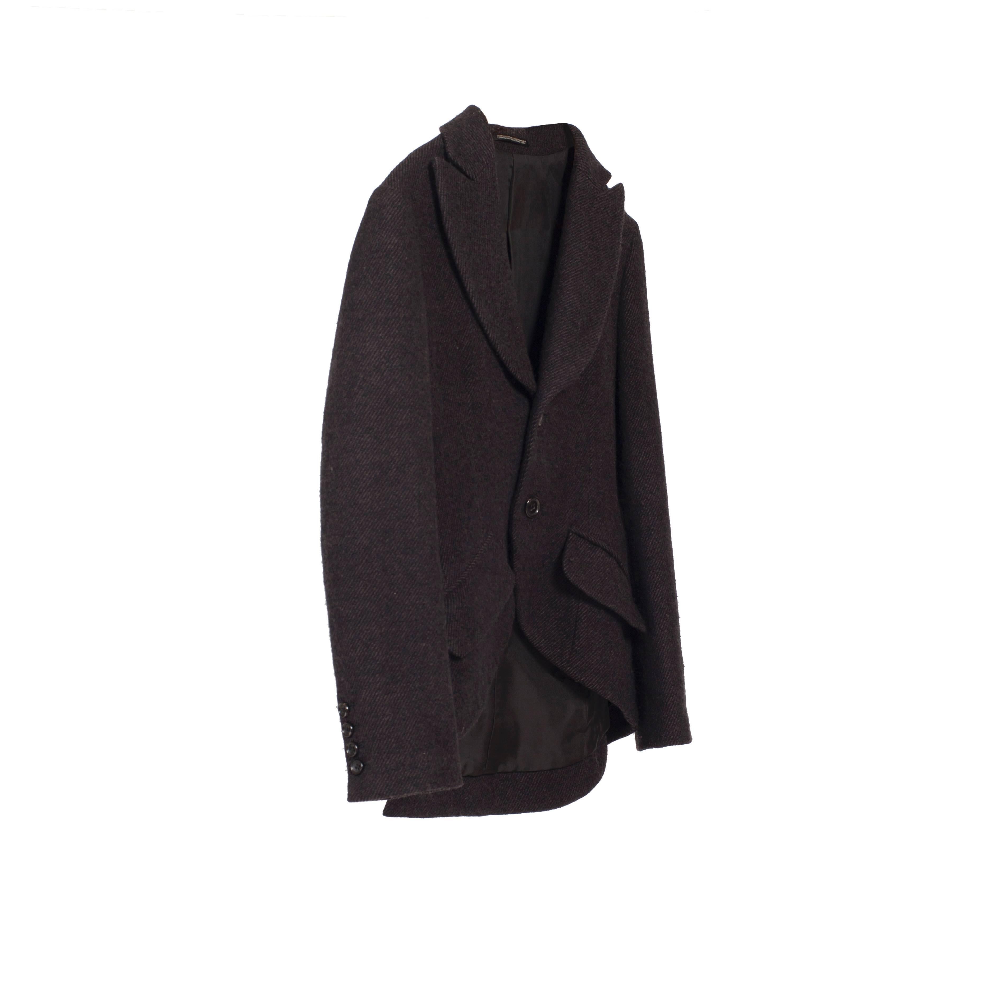 Yohji Yamamoto +Noir wool asymmetrical back side detail jacket. 
Size : 2 (Fits like Medium)
Shoulder : 45 cm
Length : 71 cm
Sleeve : 59 cm
