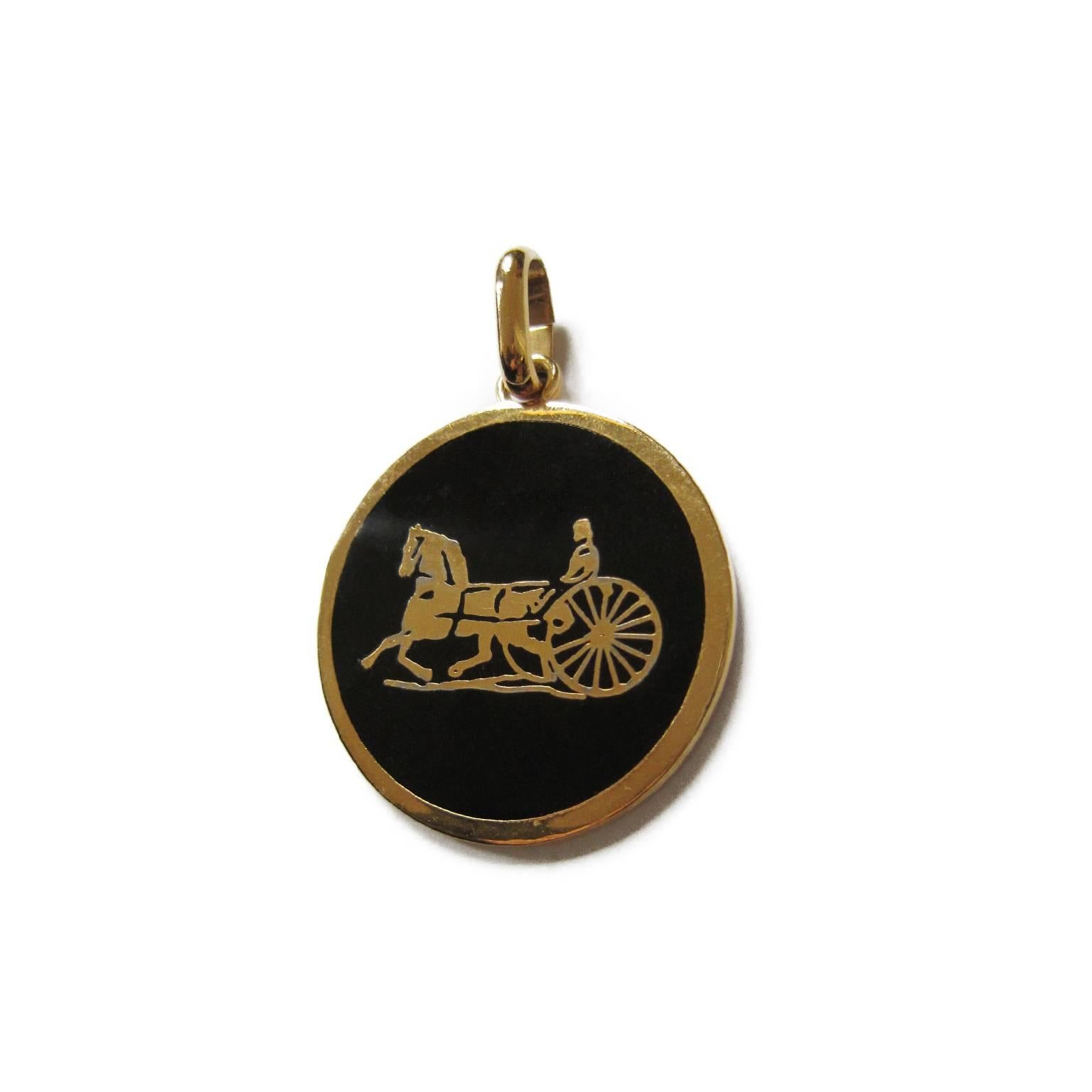 horse and carriage double chain necklace