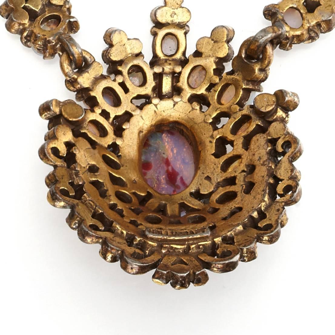 vintage hollycraft necklace
