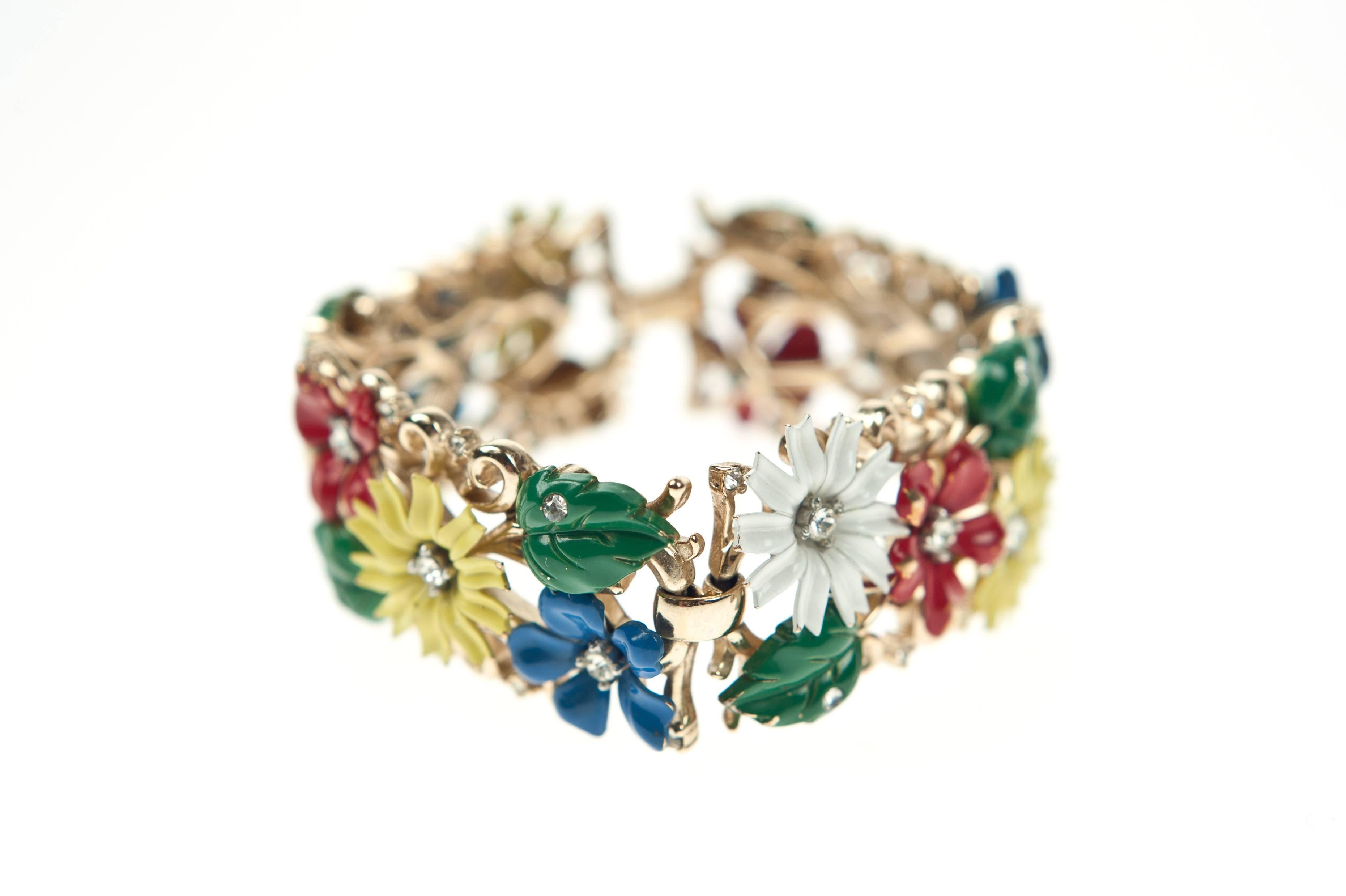 Vintage Multicoloured Trifari Field of Flowers Bracelet For Sale 3