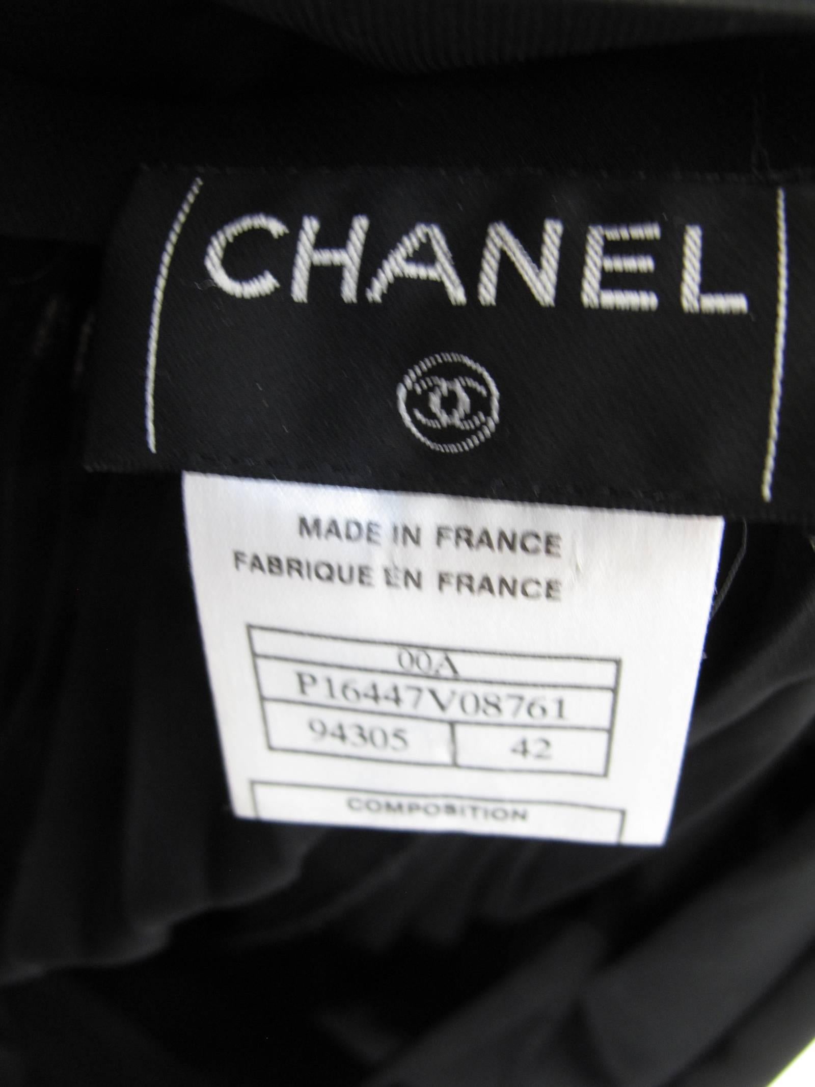 Women's Chanel black silk chiffon skirt