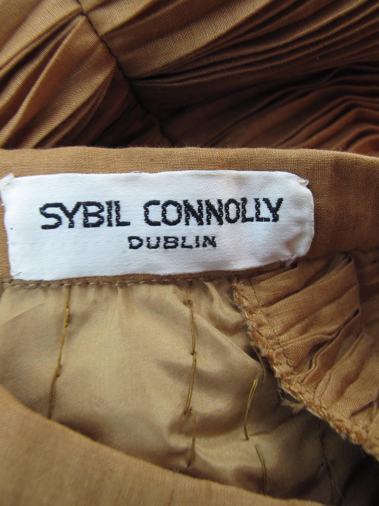 Women's Sybil Connolly Irish Linen Pleated Suit, 1960s  For Sale