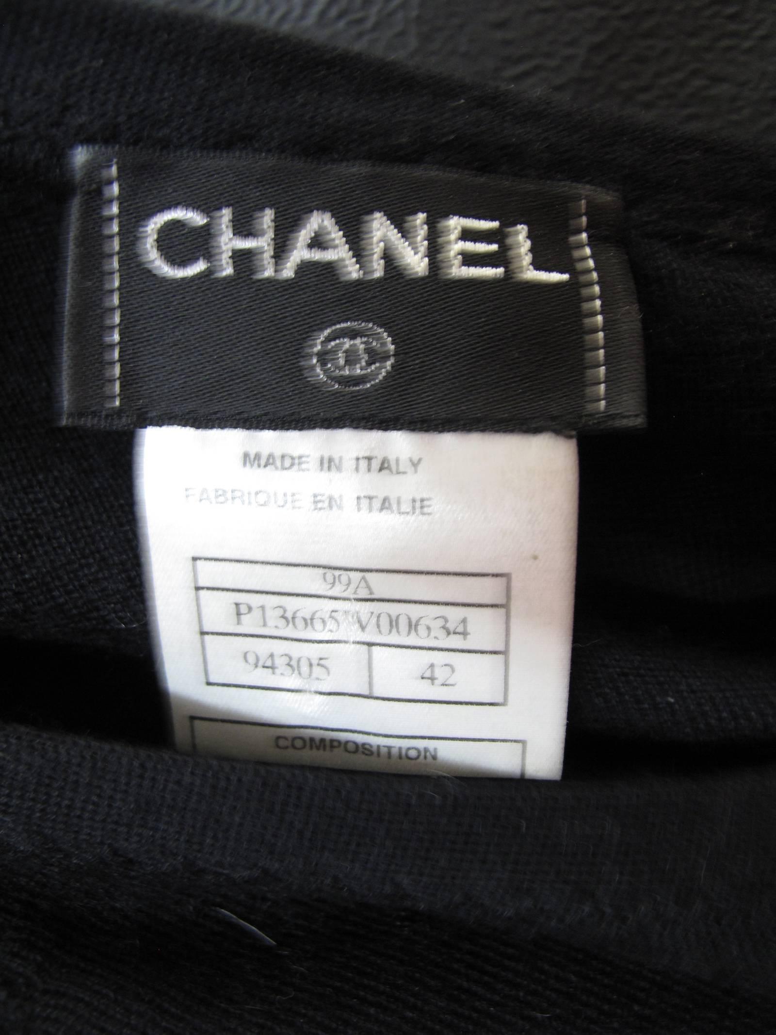 Chanel Black Cashmere Silk Scoop Neck Sweater  1