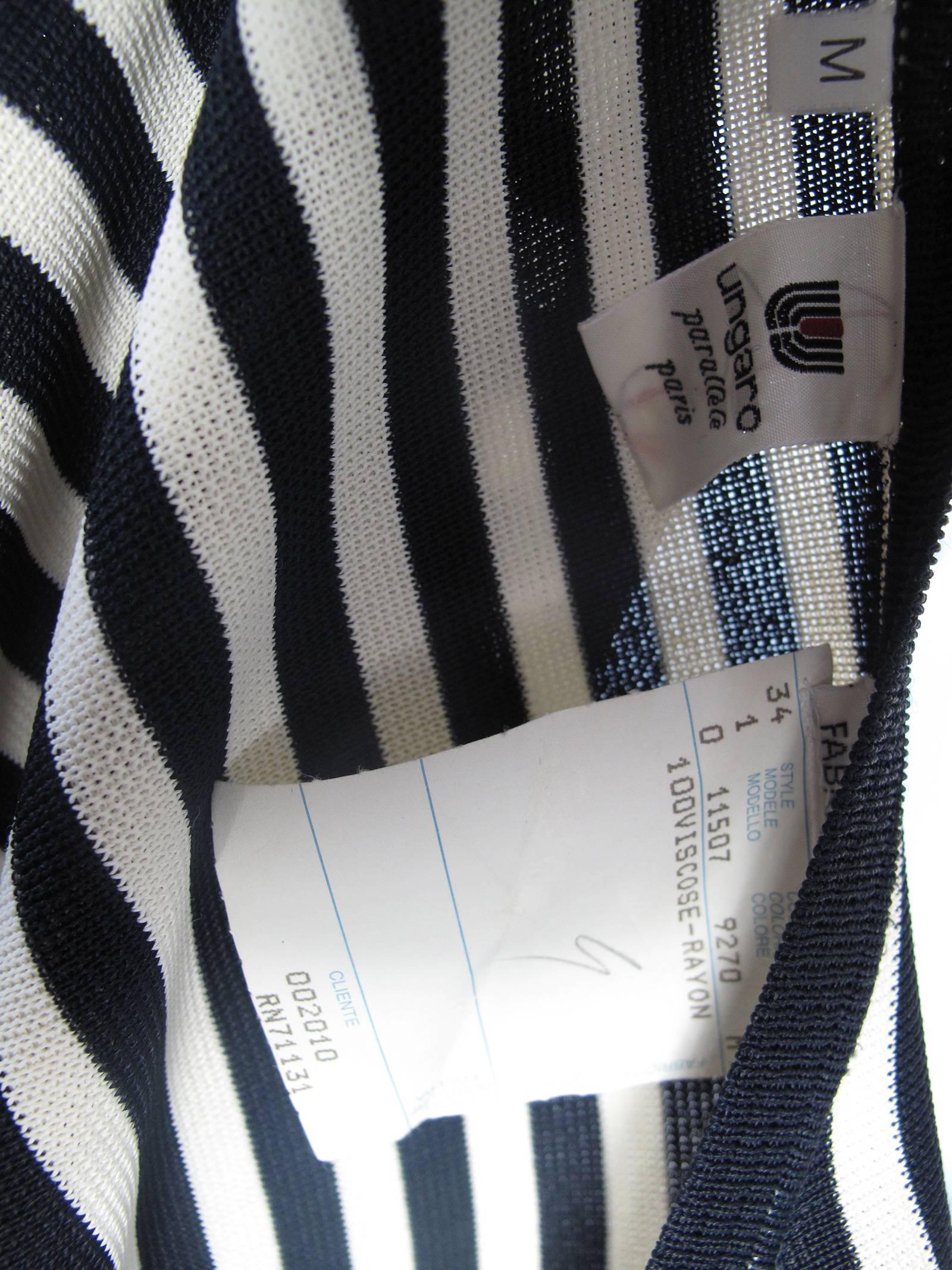 Ungaro navy and cream striped cardigan with tie  In Excellent Condition In Austin, TX