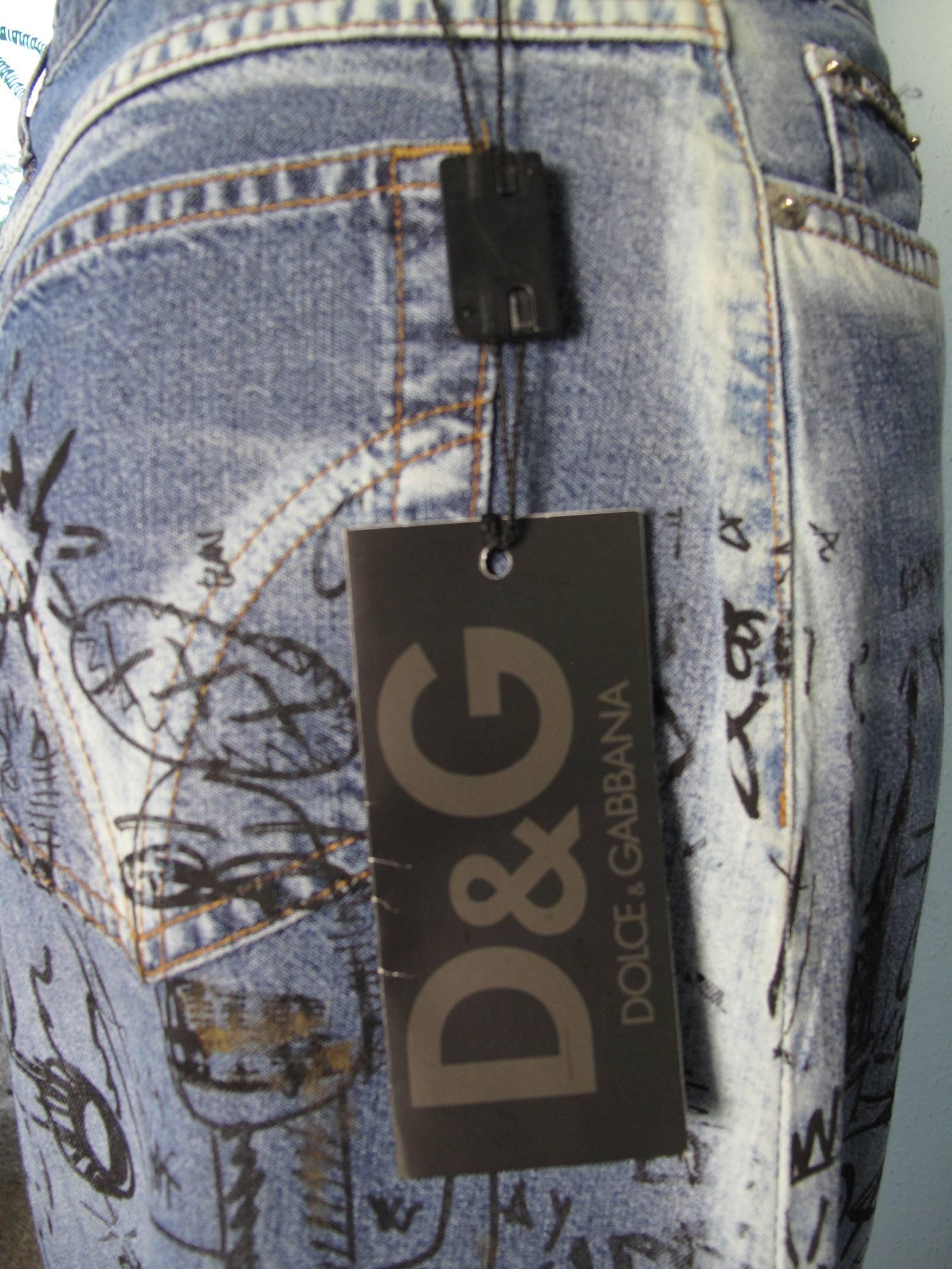 Gray Dolce & Gabbana Denim Skirt with Graffiti