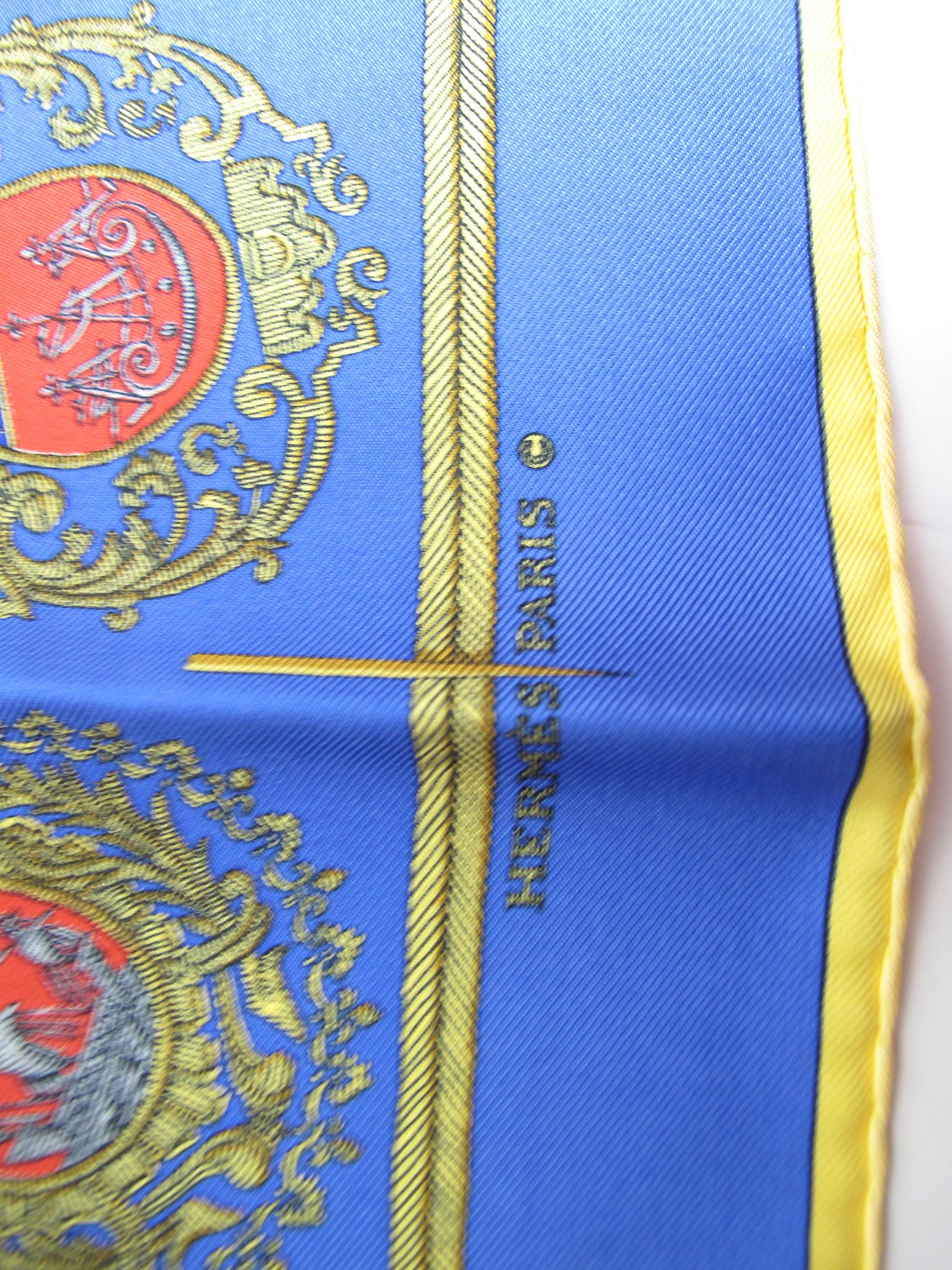 Hermes silk scarf with Paris coat of Arms and Latin Phrase Fluctuat nec mergitur.  condition: Excellent.  17