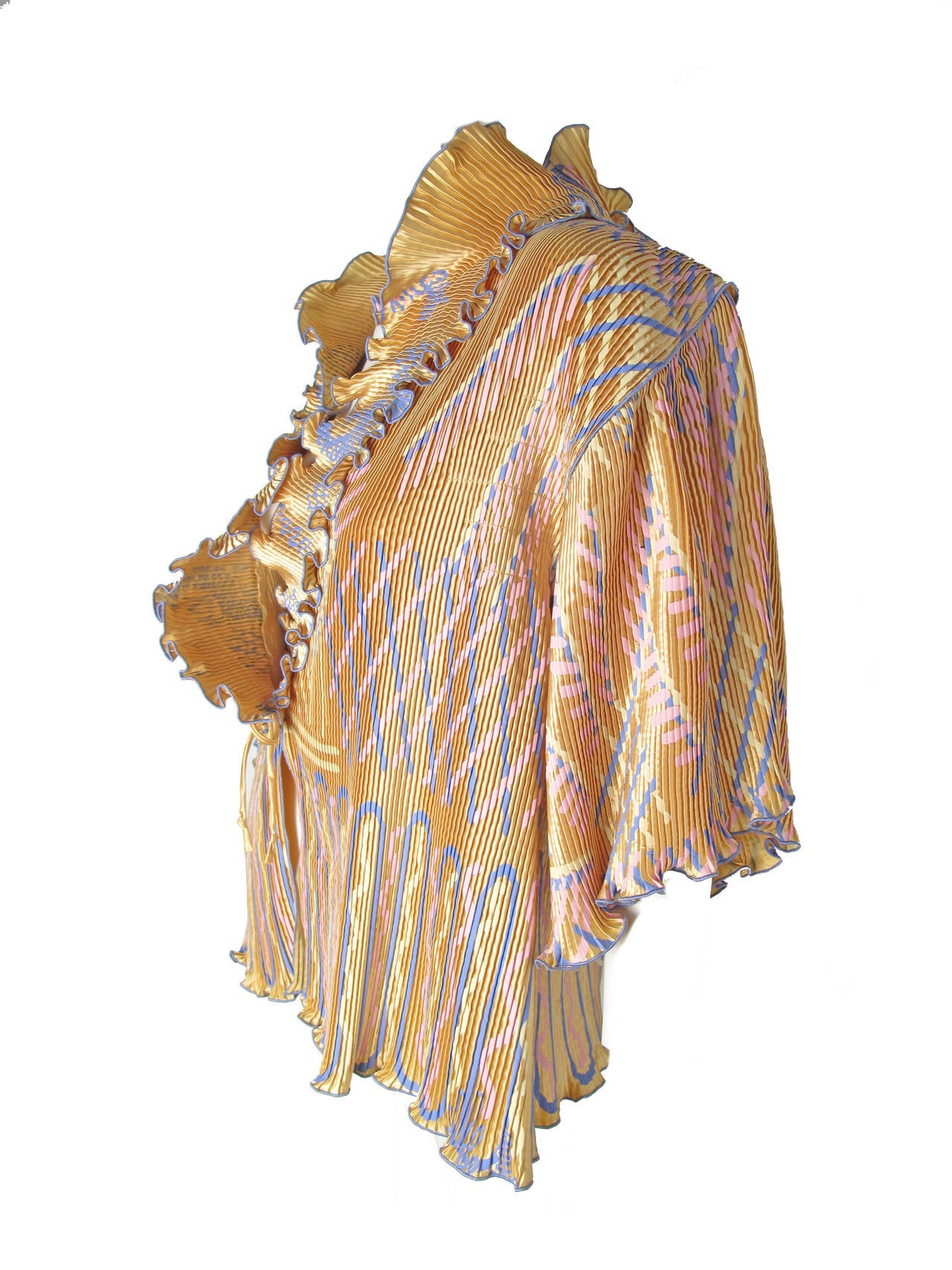 Wonderful 1970s Zandra Rhodes Pleated Silk Screened Jacket. Ties at waist.
24