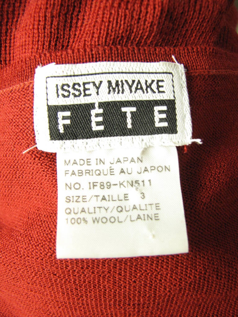 Issey Miyake maroon wool sweater In Excellent Condition In Austin, TX