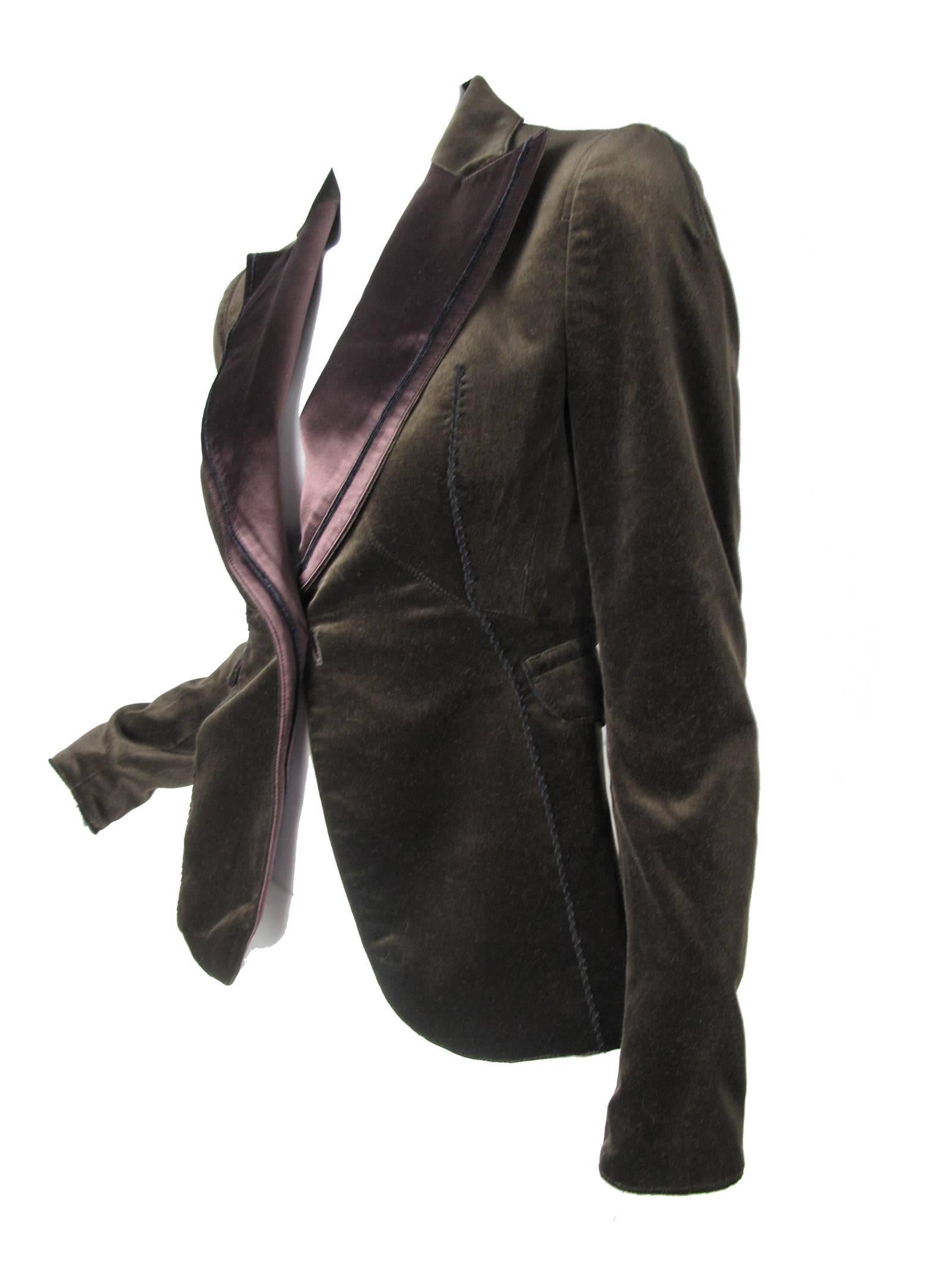 Costume National brown velvet and satin blazer. 
Size 40 / or current US 4 - 6
34