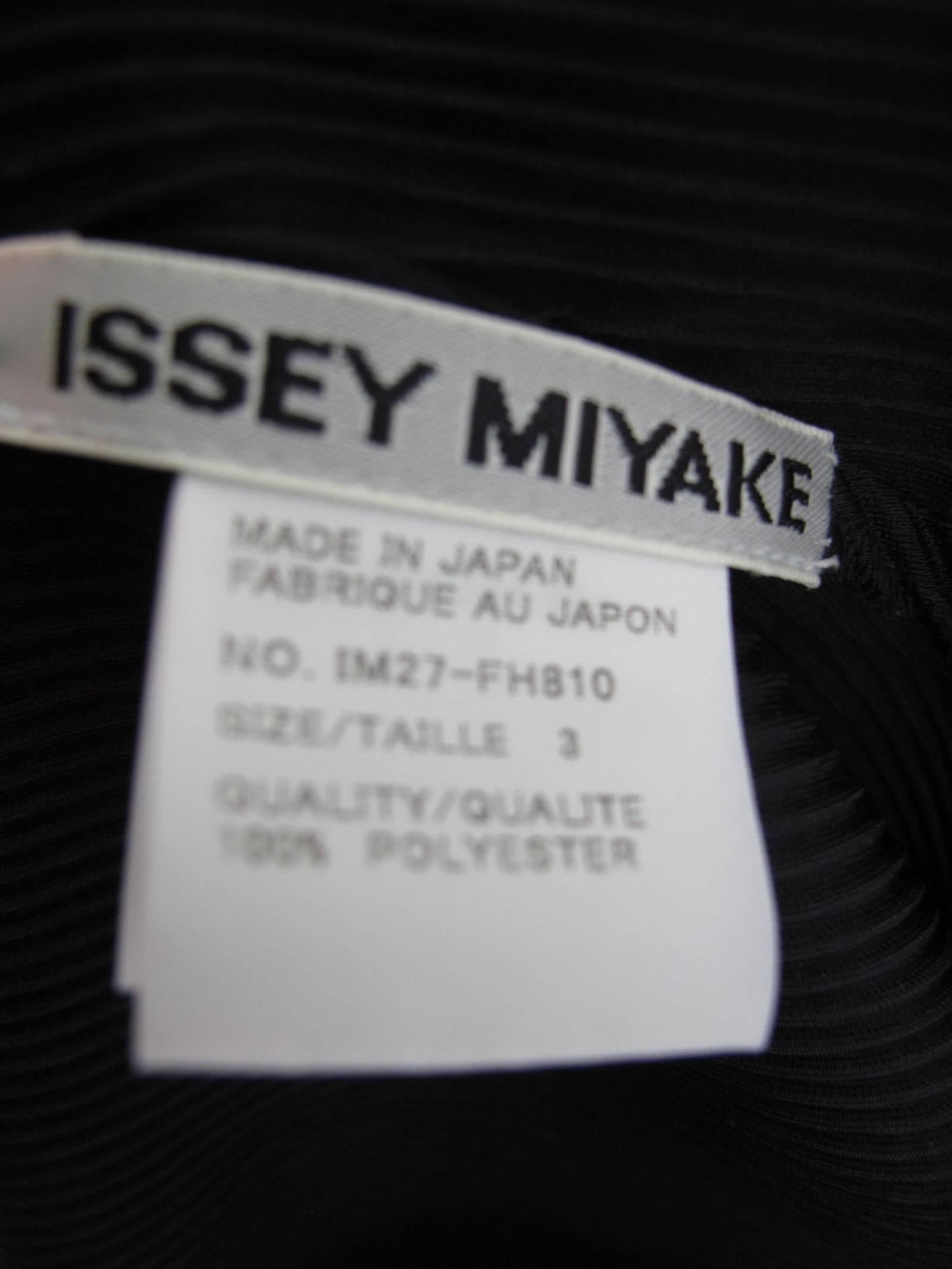 Issey Miyake Pleated Dress In Excellent Condition In Austin, TX