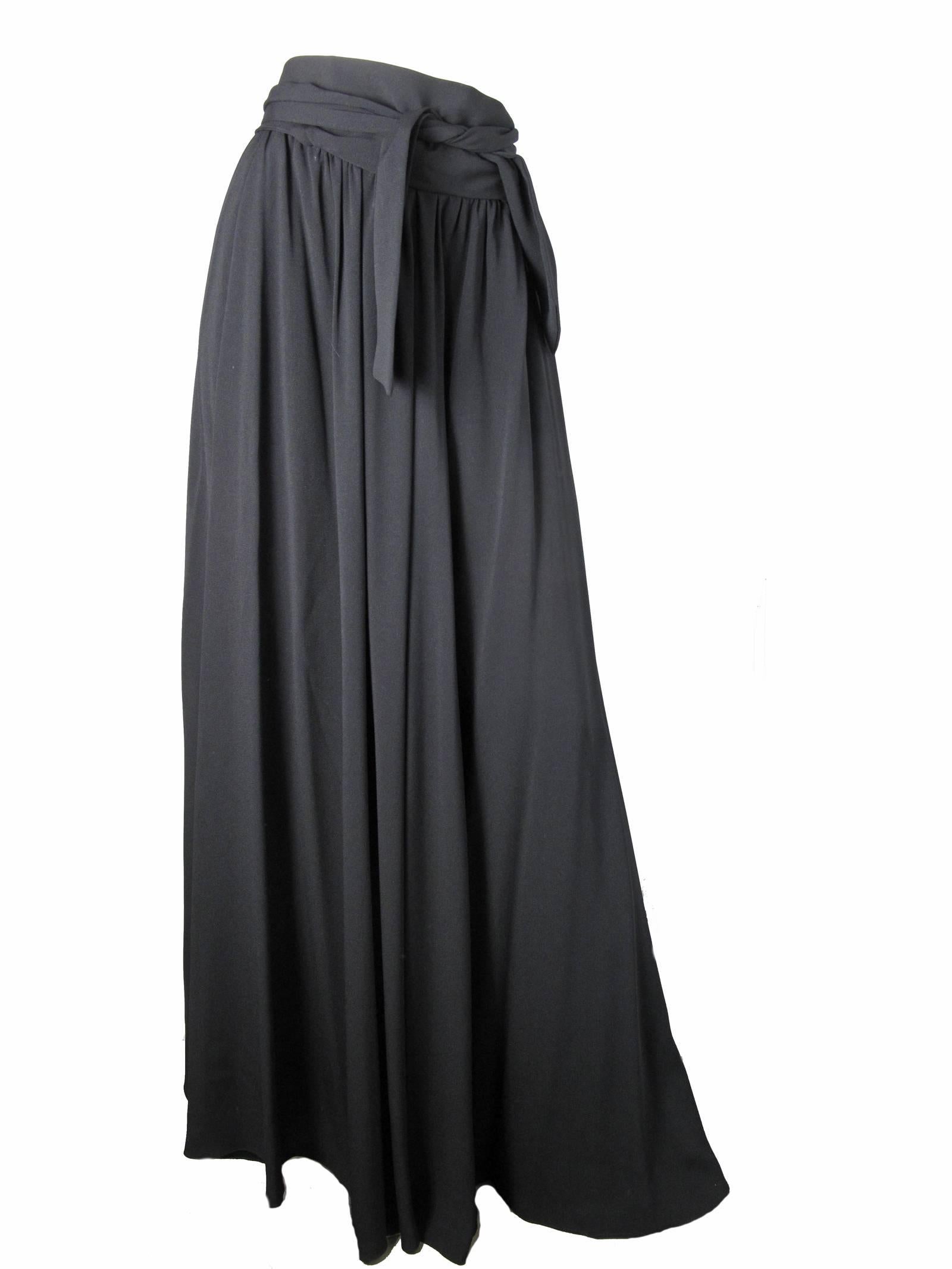 Black Oscar de la Renta Long Crepe Skirt and Floral Peasant Top