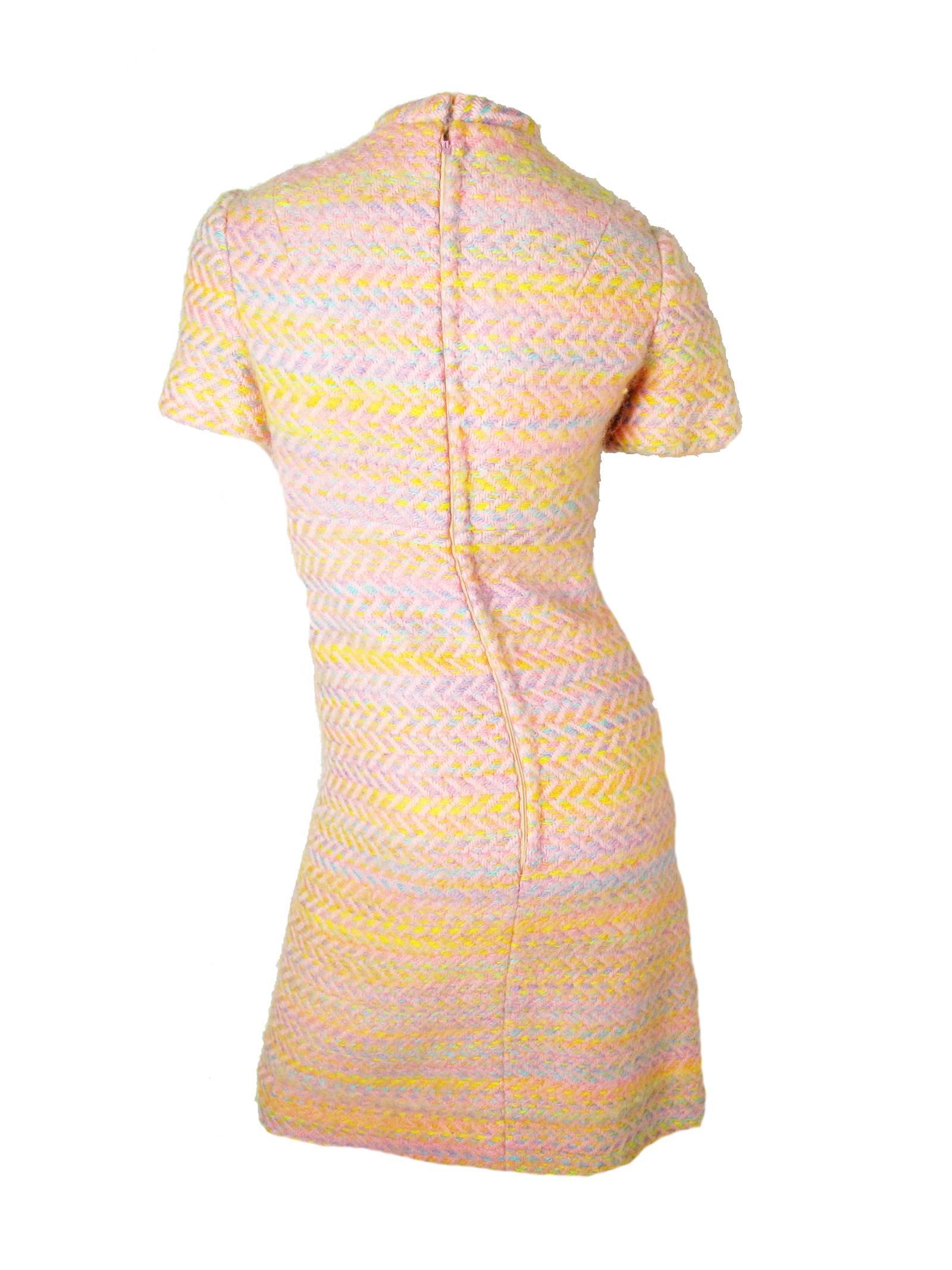 1960s Bill Blass Pastel Wool Dress with Front Pockets In Good Condition In Austin, TX