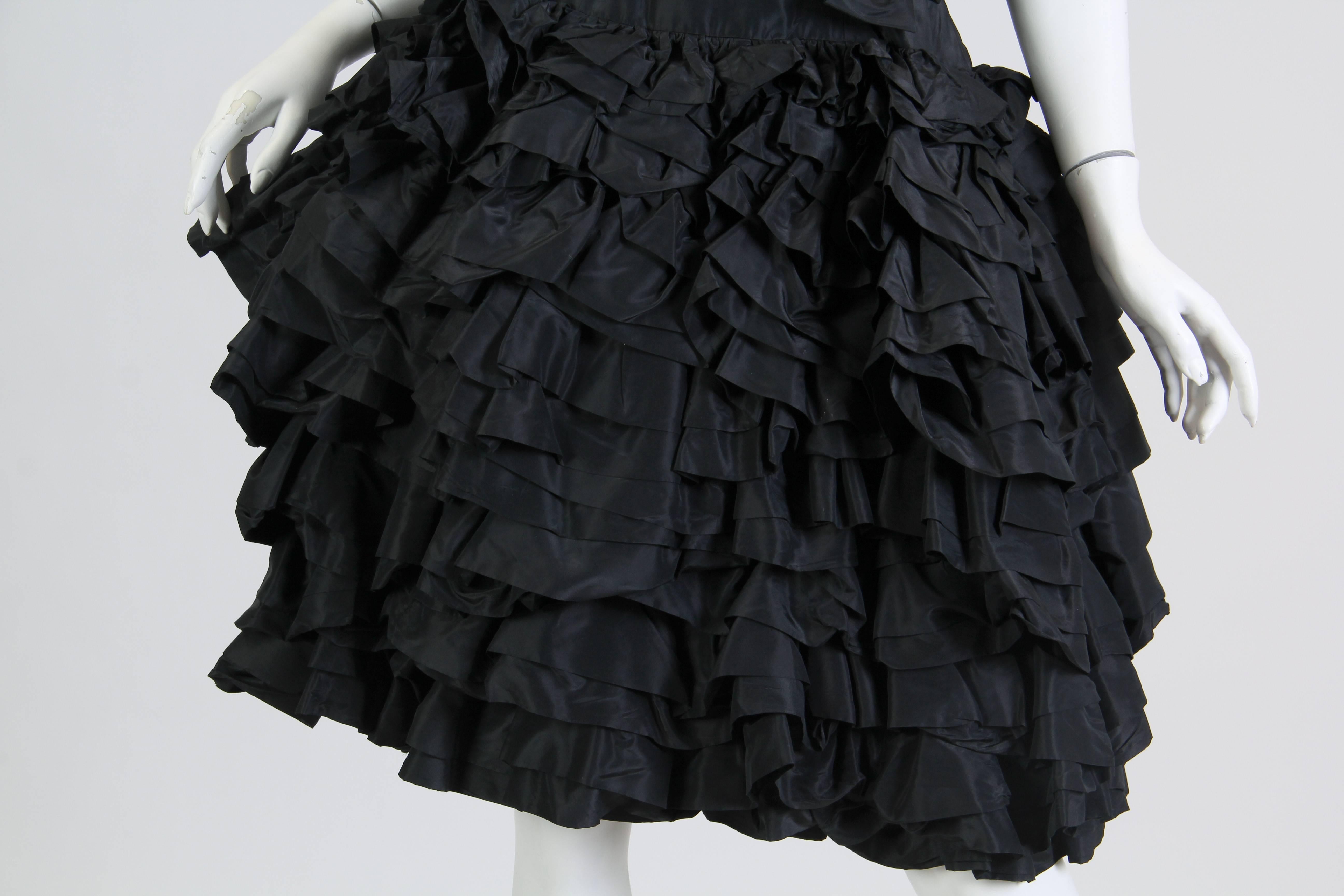 1950S PAULA WHITNEY Black Haute Couture Silk Taffeta Amazing Ruffled Poof Ball  For Sale 2