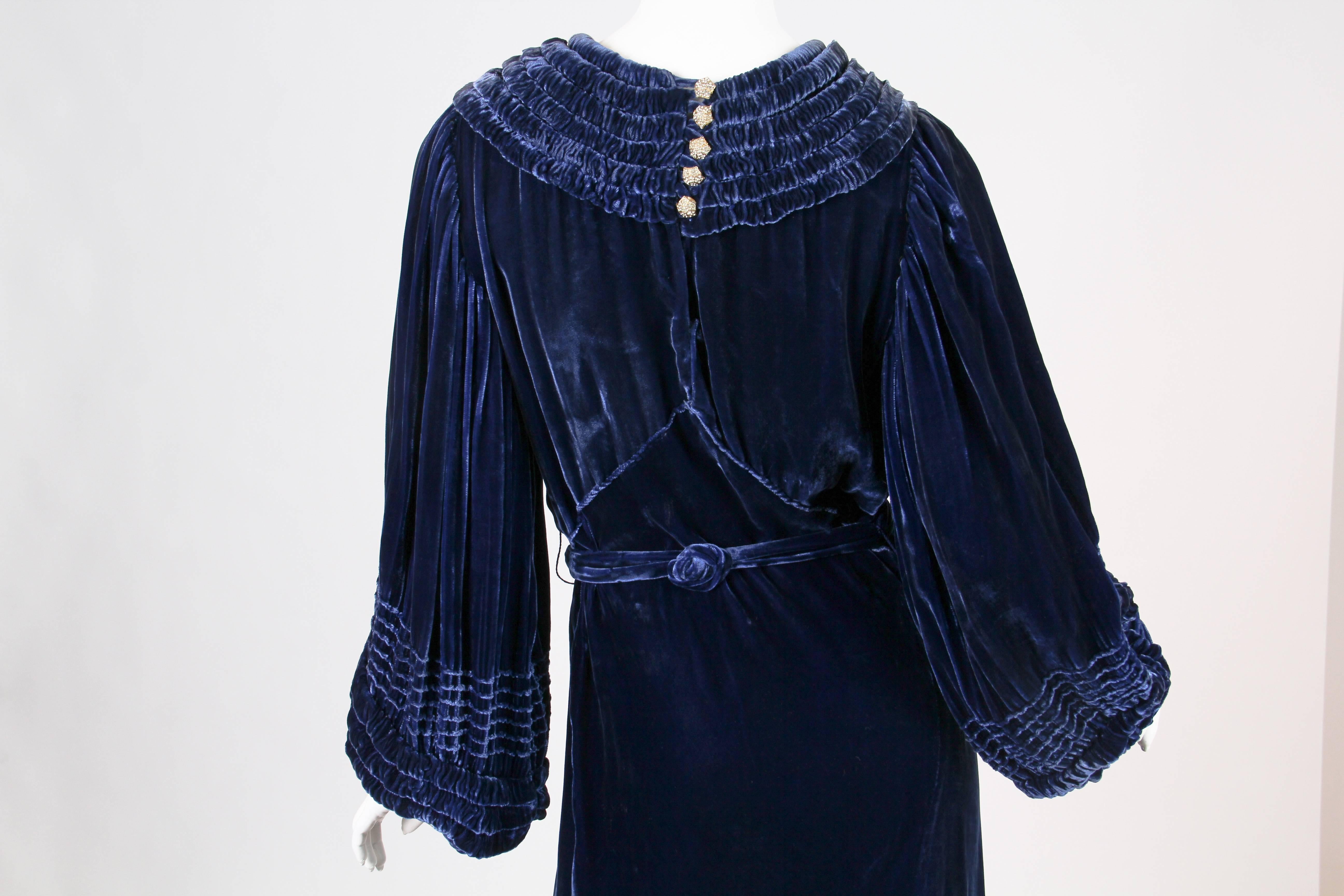1930s Bias Cut Silk Velvet Gown 3