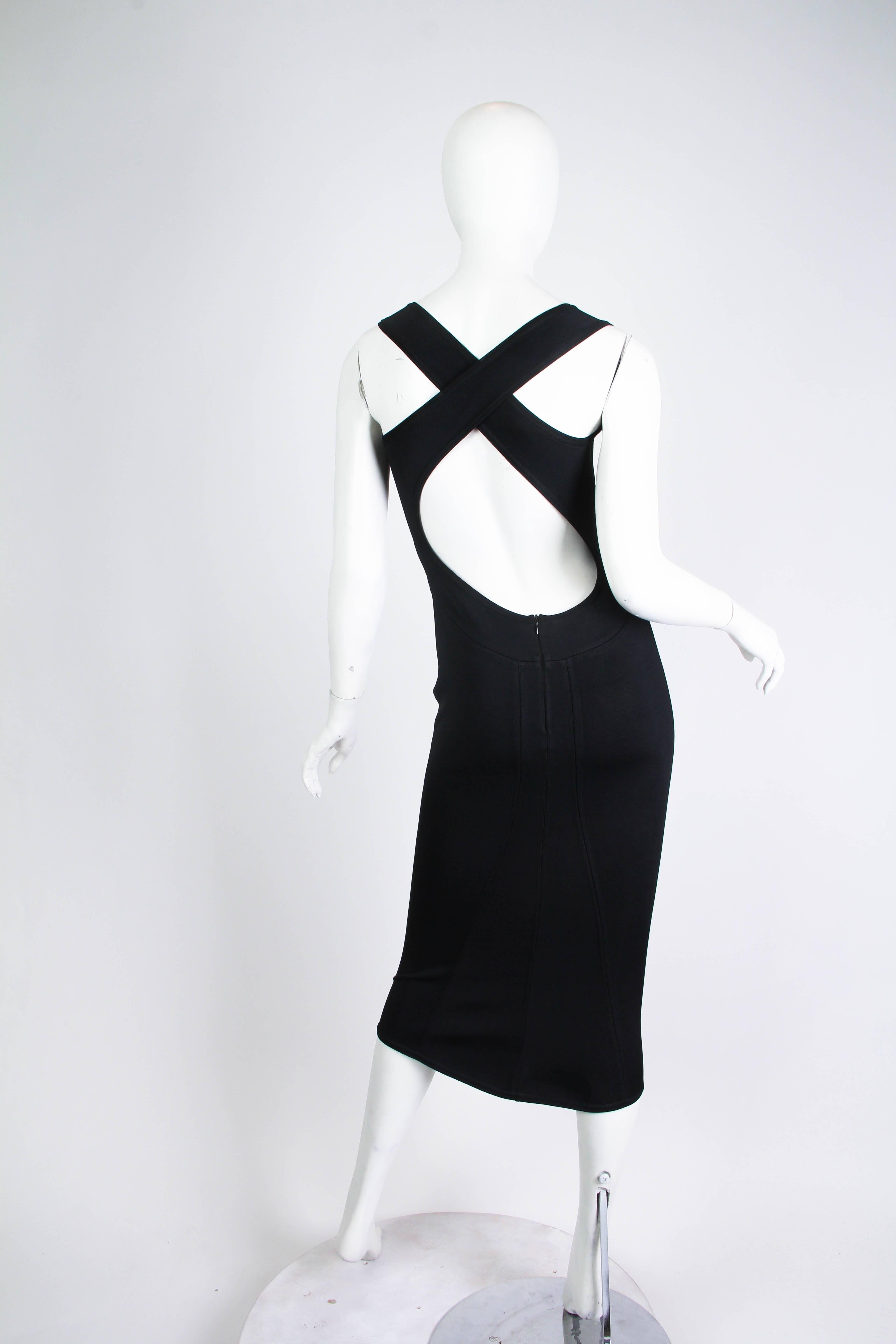 1980er Jahre AZZEDINE ALAIA  Sexy Kleid mit offenem Rücken im Angebot 3