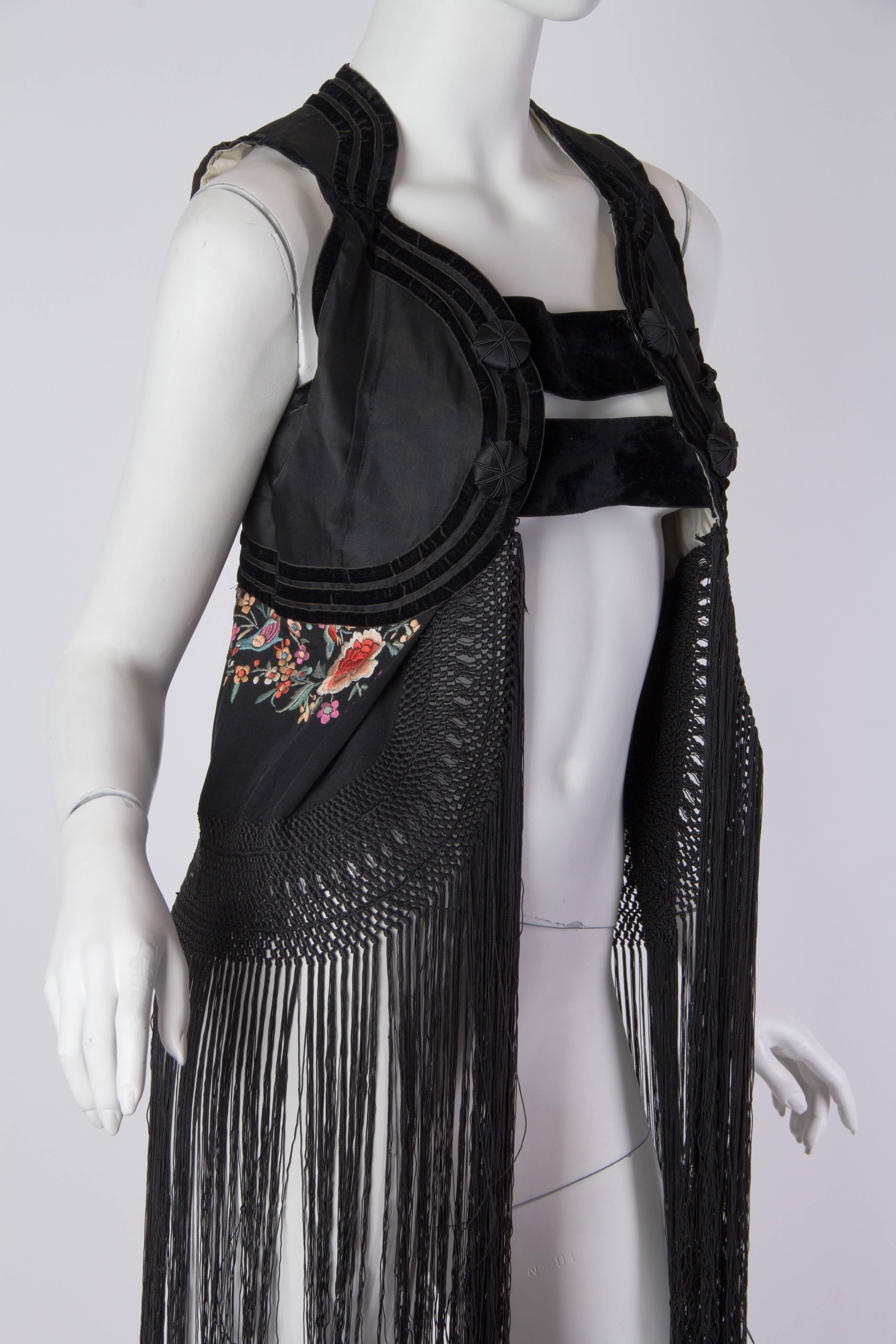 MORPHEW COLLECTION Black Silk Antique Vest With Chinese Embroidery & Hand-Knott For Sale 2
