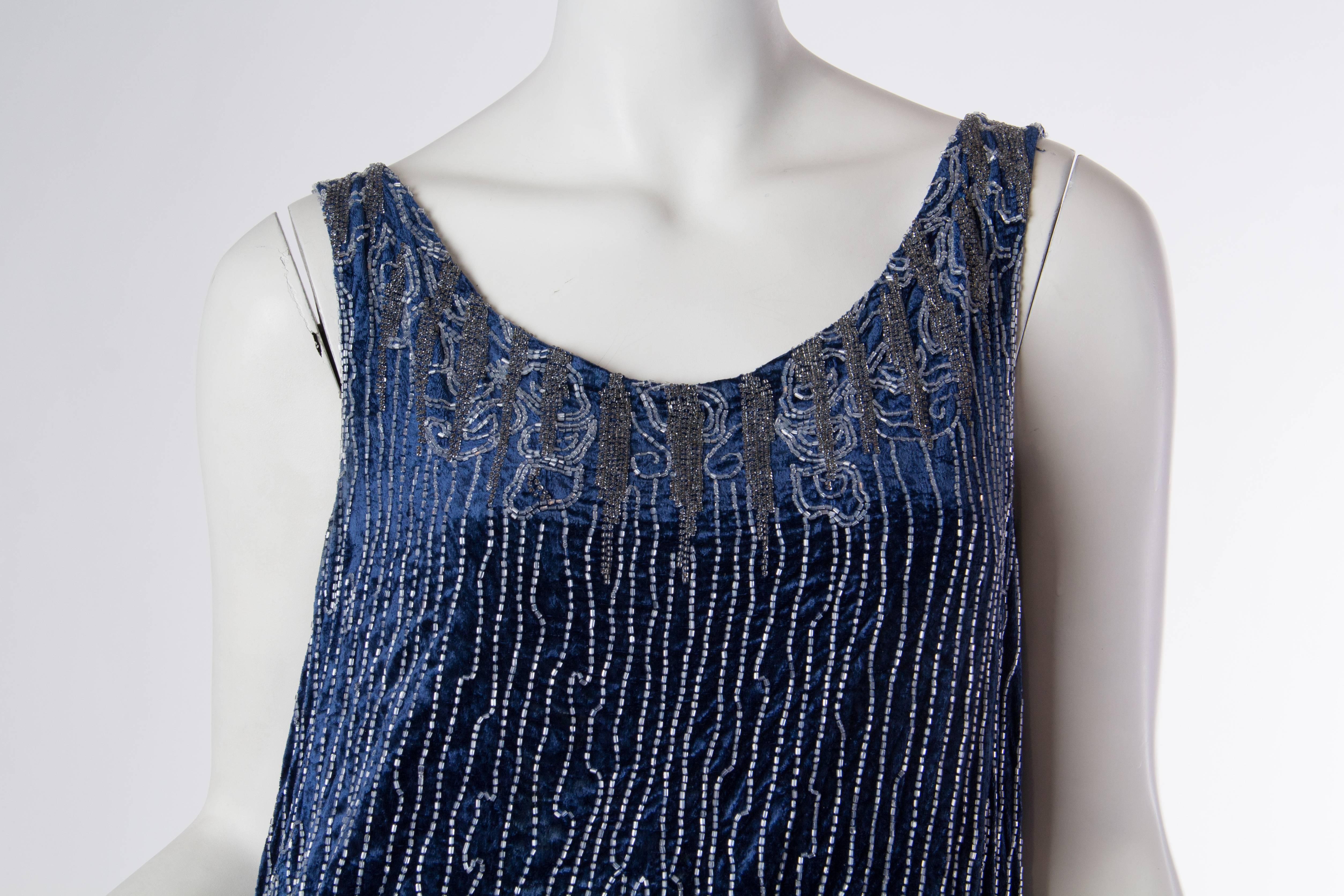 1920S Sapphire Blue  Silk Velvet Abstract Deco Beaded Cocktail Dress With Side  In Excellent Condition In New York, NY