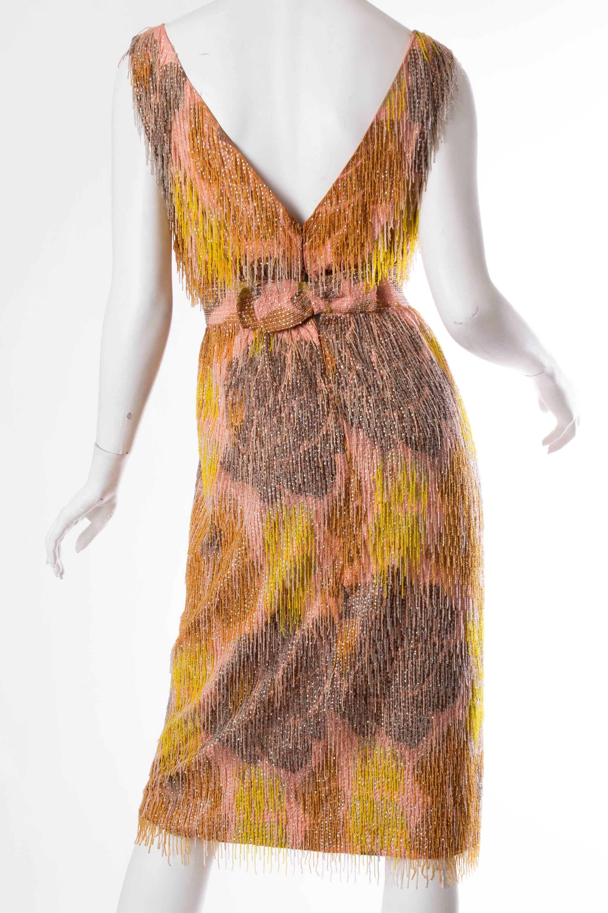 1950S CARVEN Amber Haute Couture Silk Taffeta Handwoven Floral Ikat Cocktail Dr Pour femmes en vente