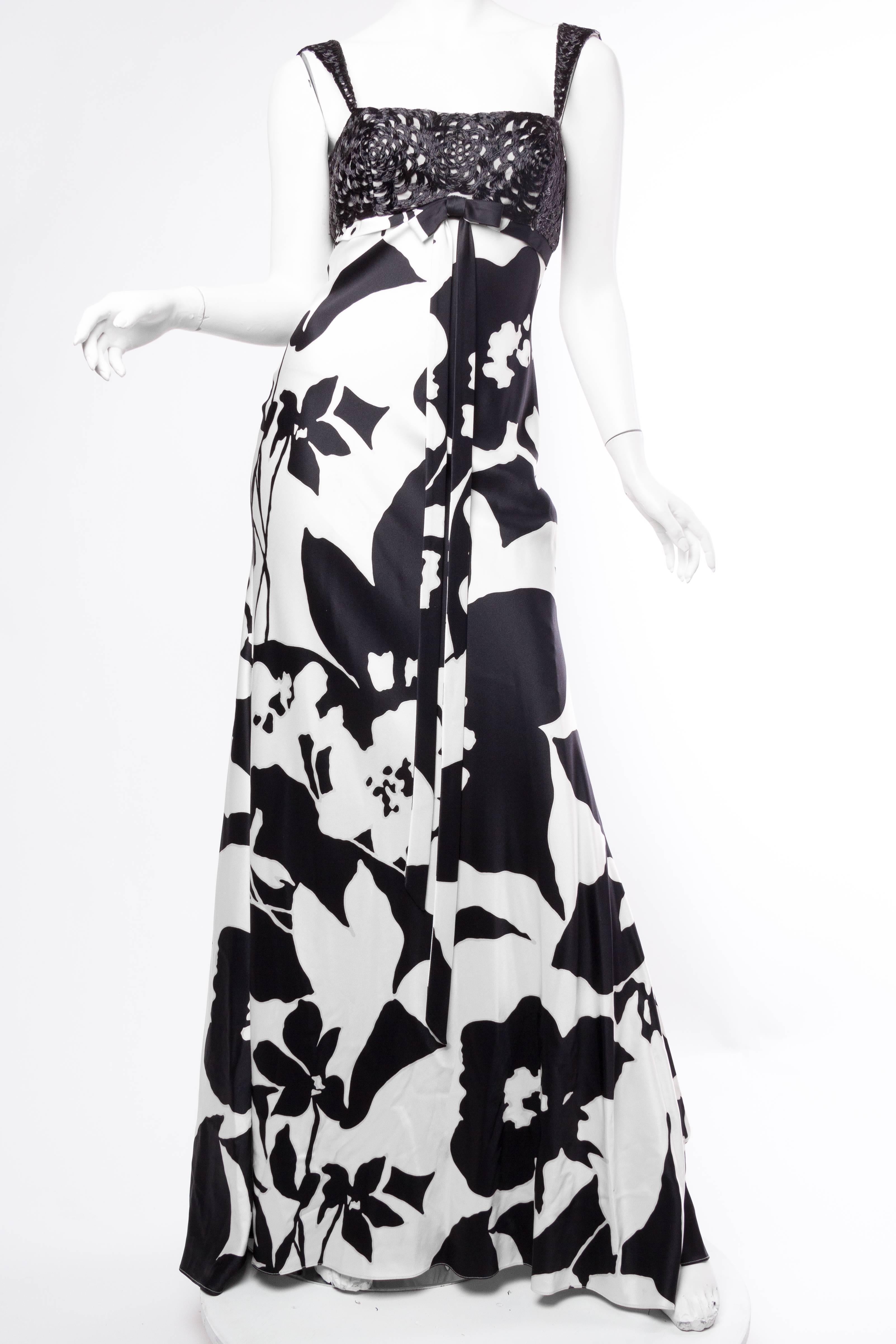 Floral Bias Cut Naeem Khan Beaded Gown  In Excellent Condition In New York, NY