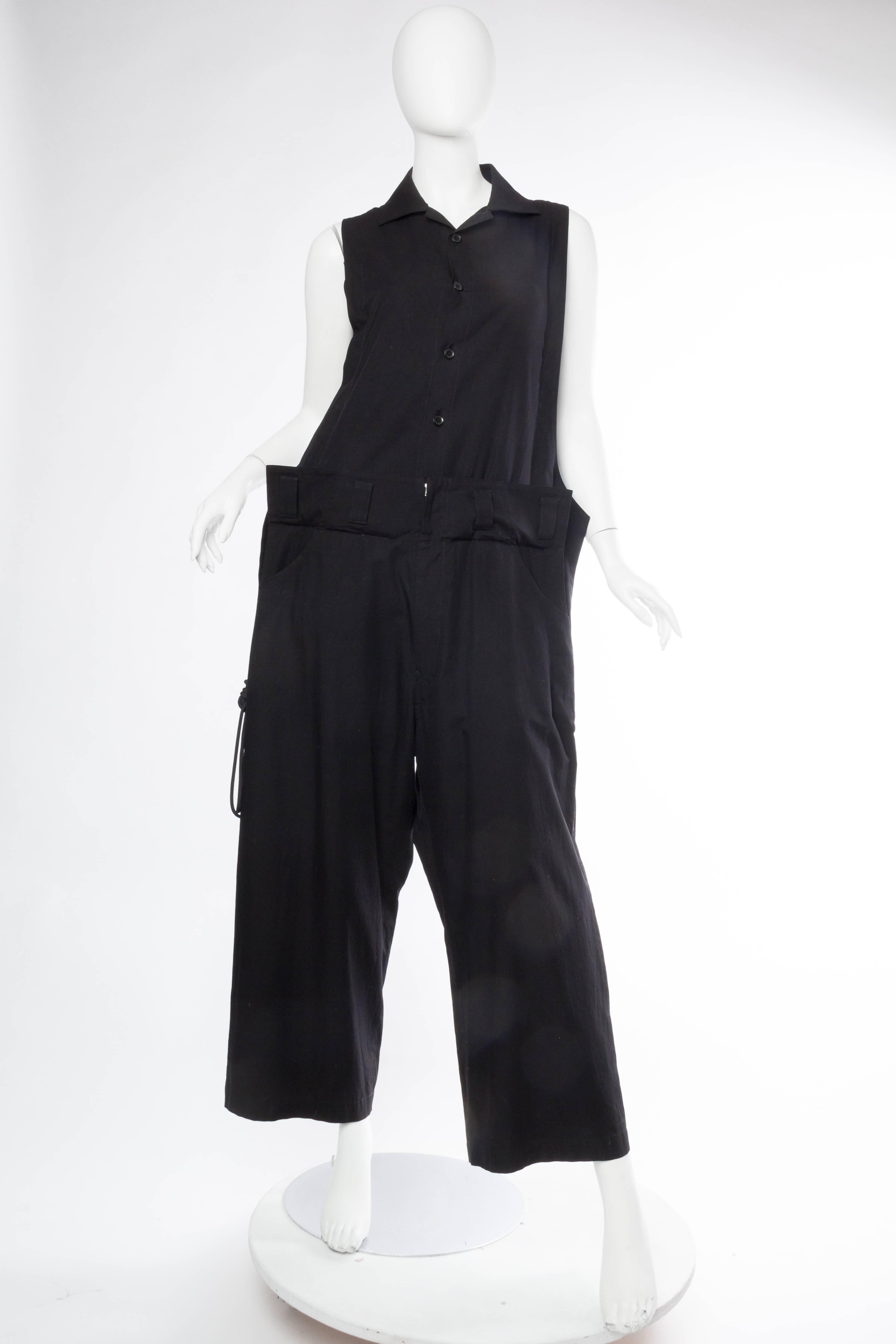Nero 1990S YOHJI YAMAMOTO Tuta oversize unisex in cotone nero con allacciatura sui lati in vendita