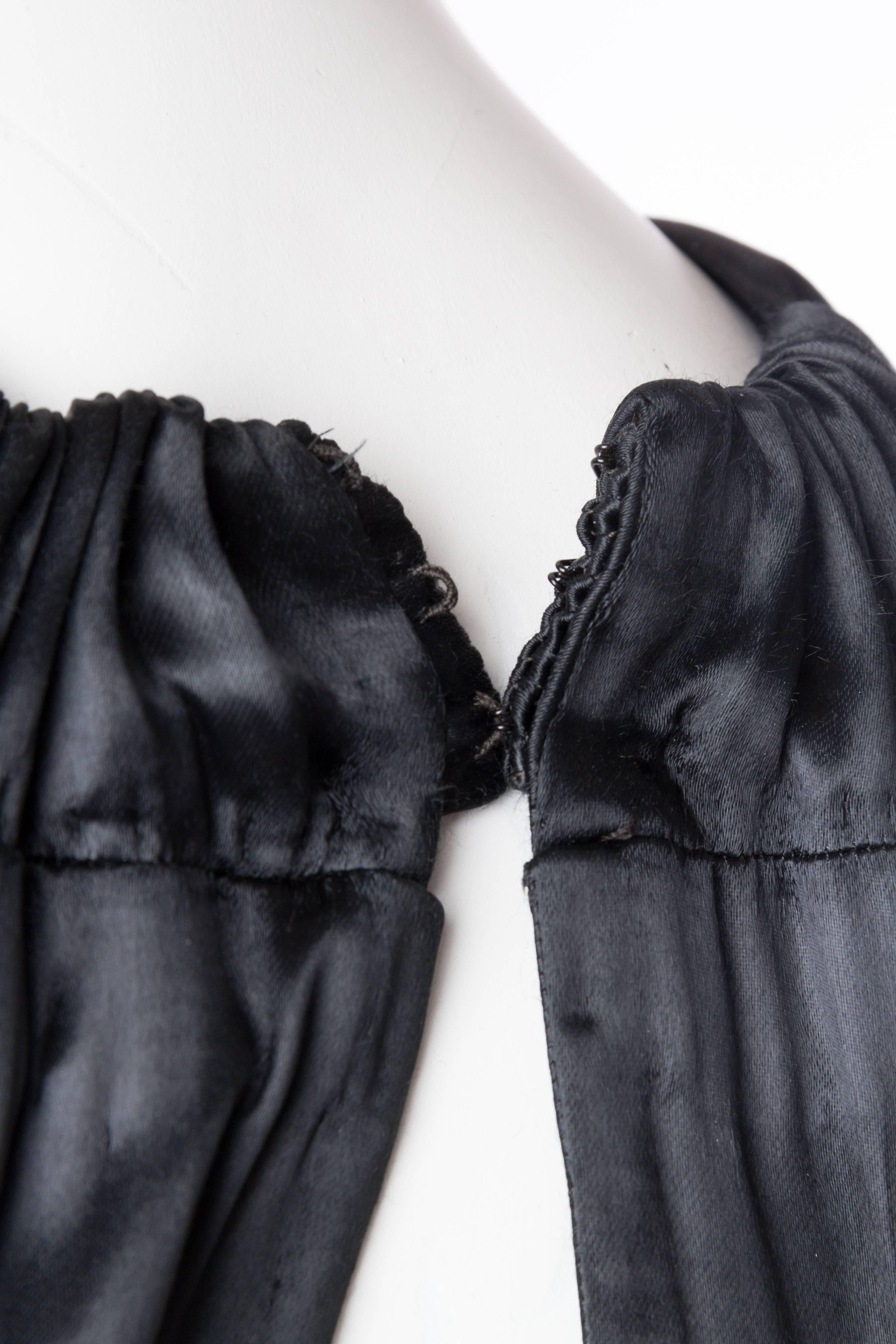 1930S Black Silk Satin Halter Bow Neck Gown For Sale 3