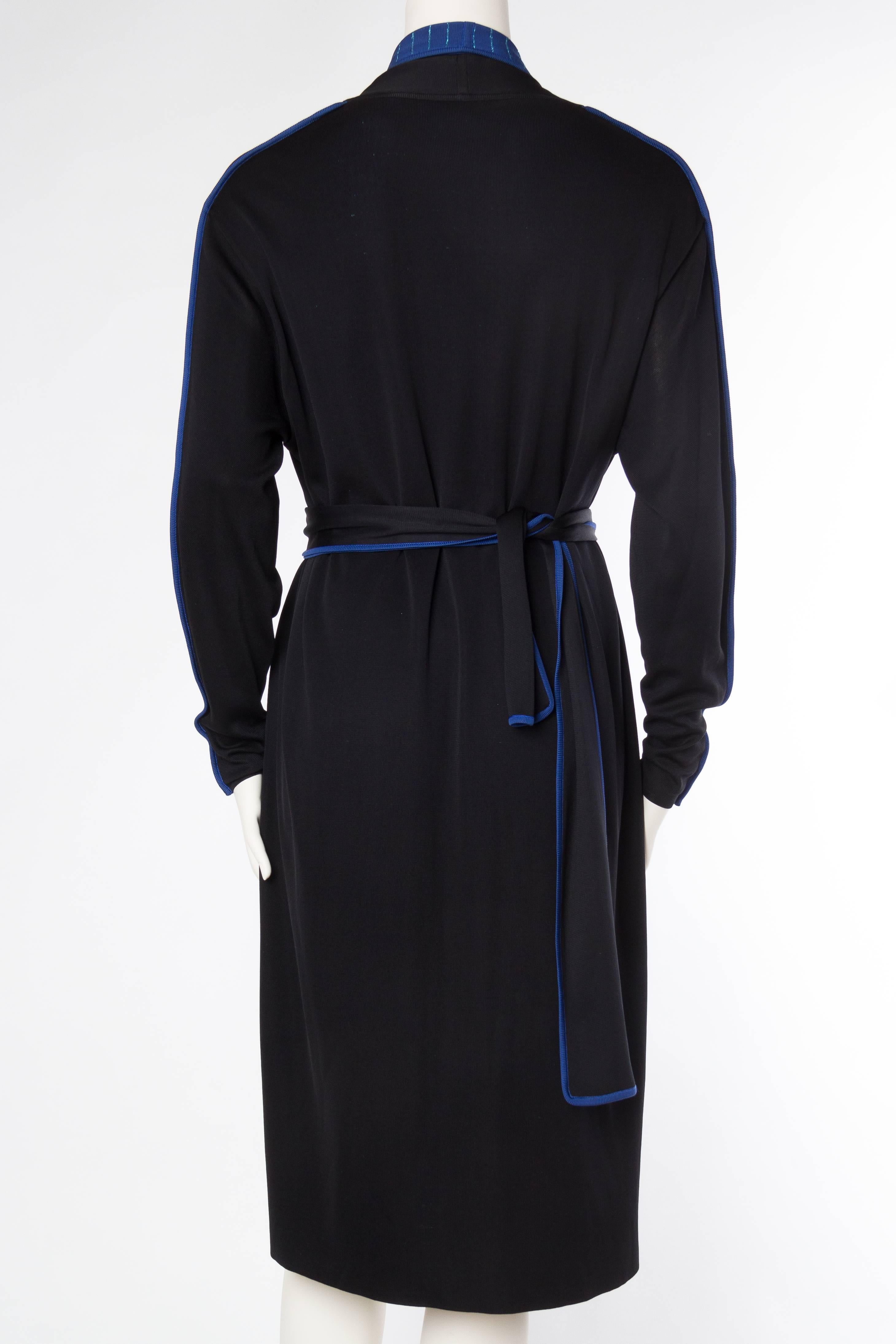 1970S ISSEY MIYAKE Black & Blue Knit Jersey Cardigan Belted Dress For Sale 1