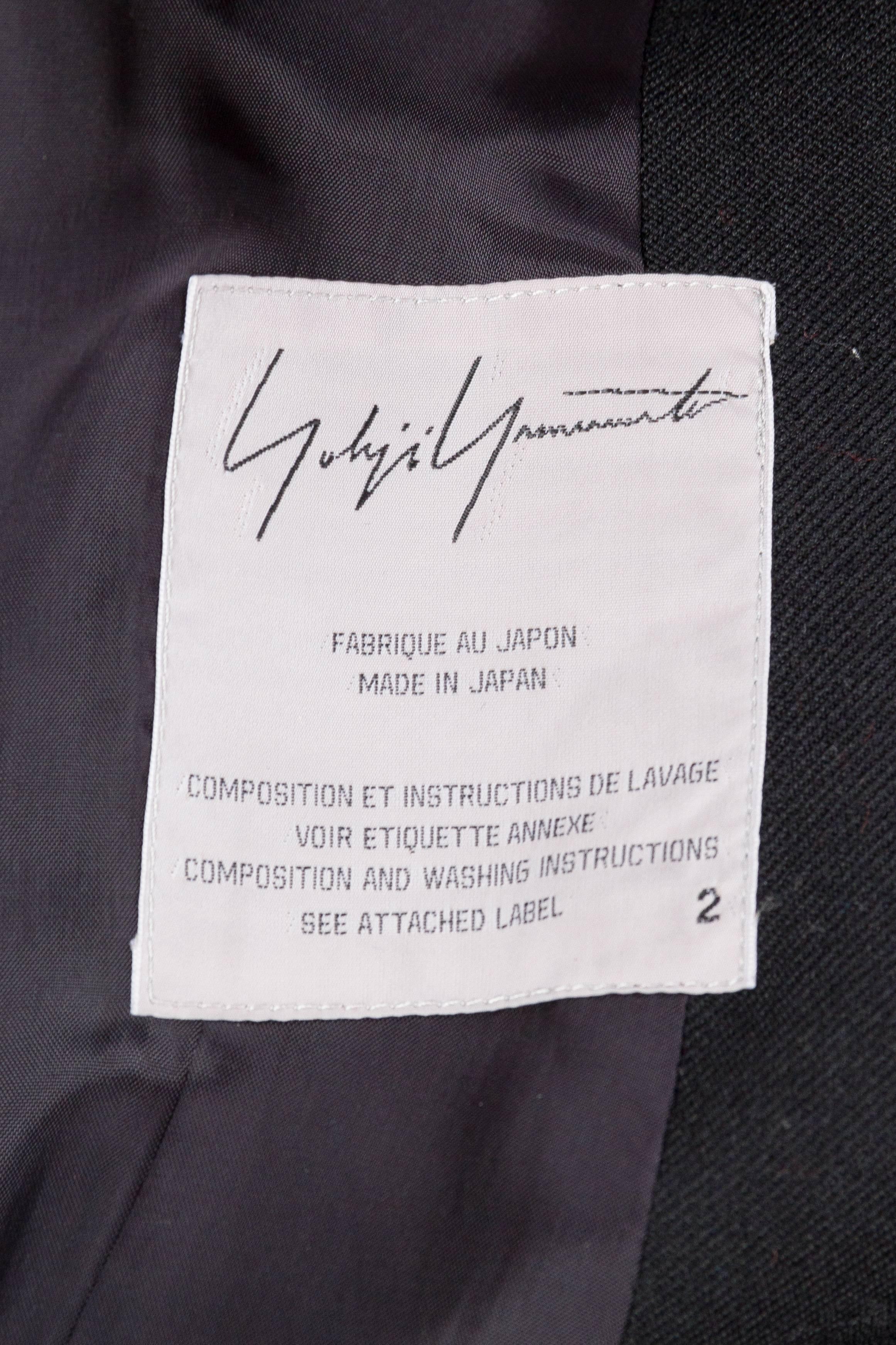 Manteau à queue haute en sergé de laine noir avec frange YOHJI YAMAMOTO, années 1980 en vente 5