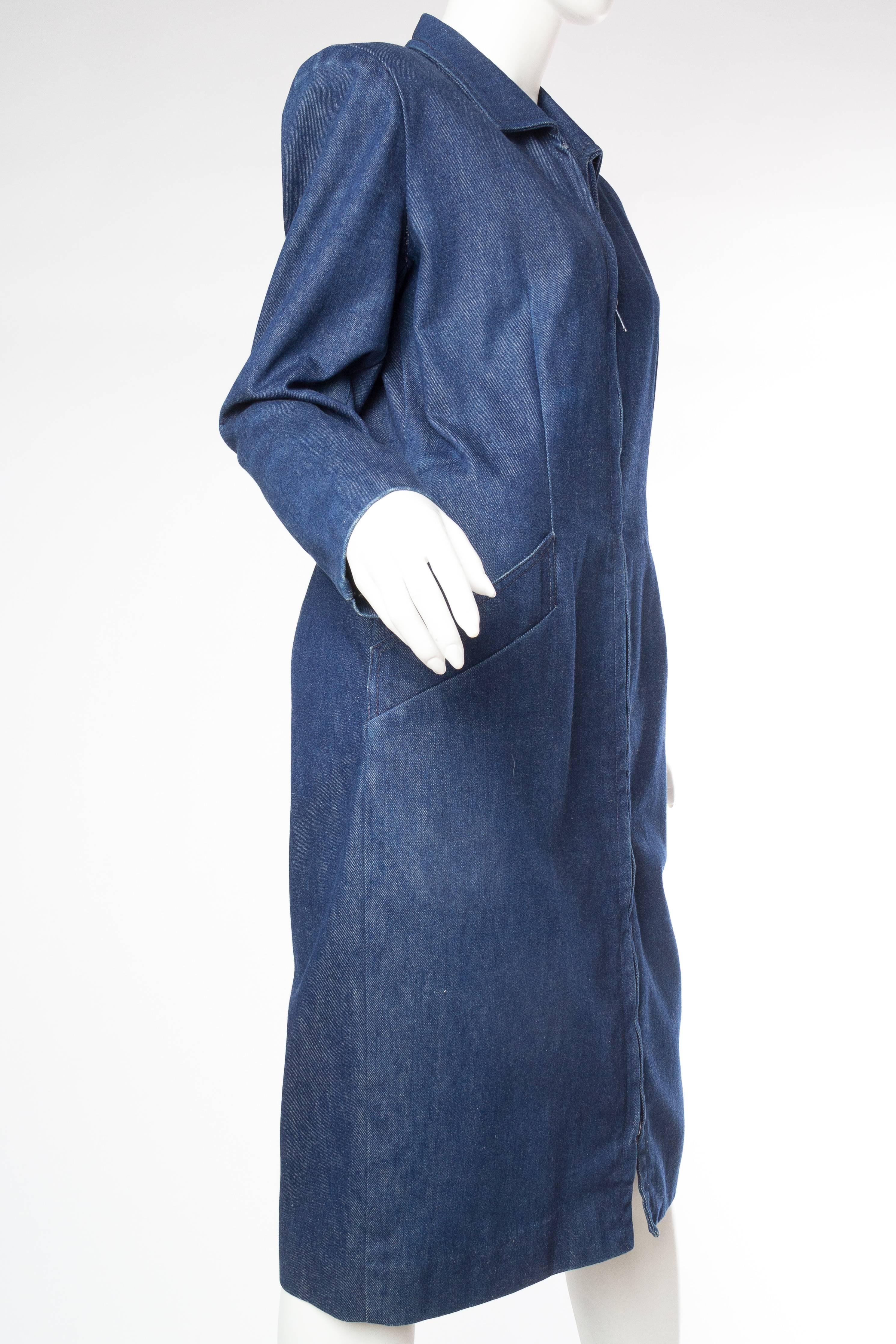 1980er DONNA KARAN Indigoblaues Denim-Kleid mit Reißverschluss vorne im Zustand „Hervorragend“ im Angebot in New York, NY