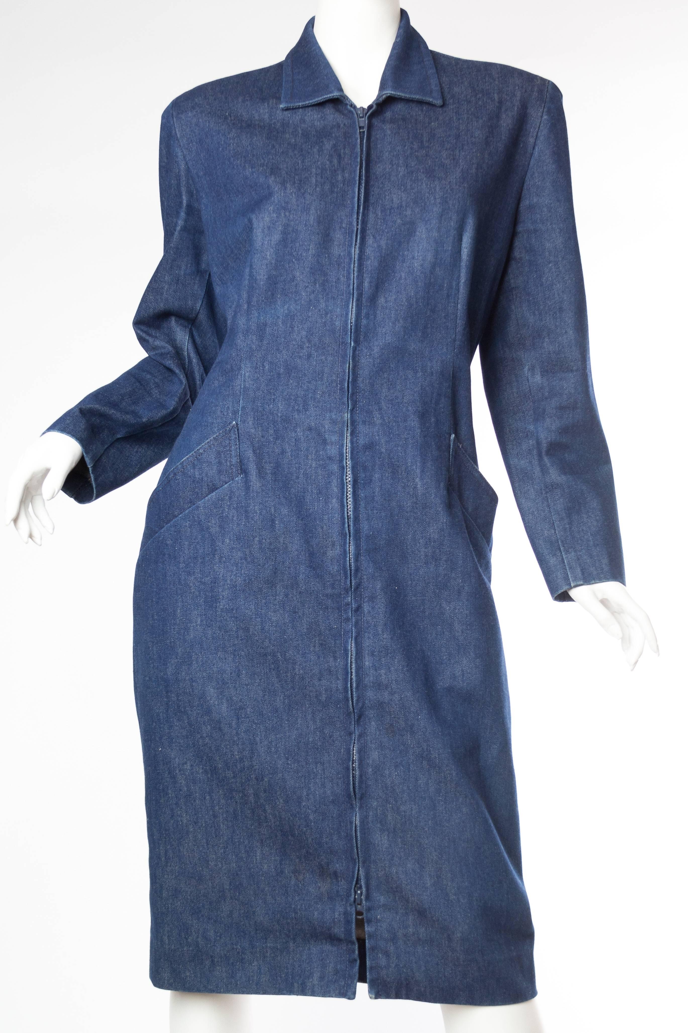 1980er DONNA KARAN Indigoblaues Denim-Kleid mit Reißverschluss vorne (Violett) im Angebot