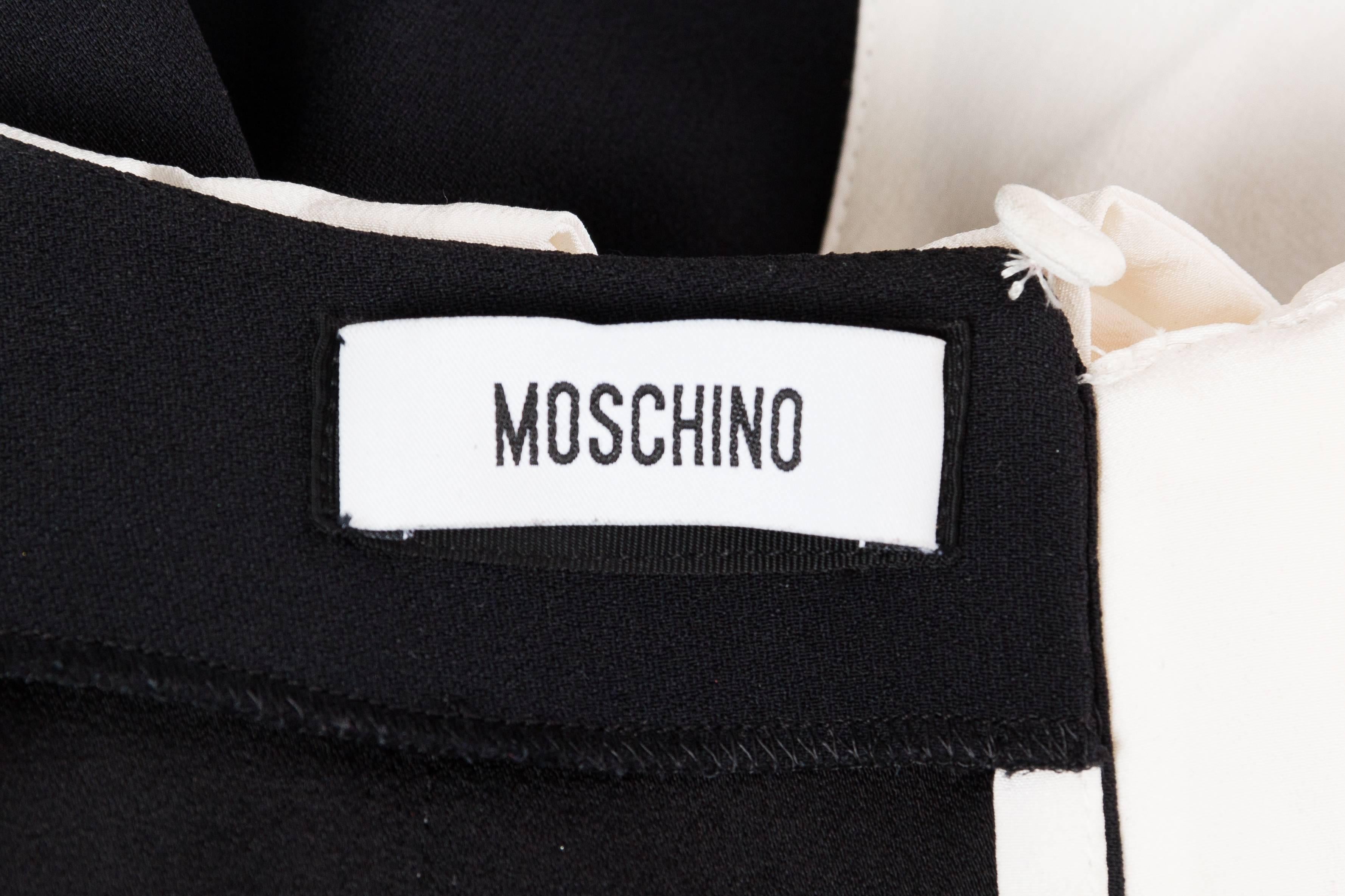 Flirty Little Moschino Dress done up in Bows 5