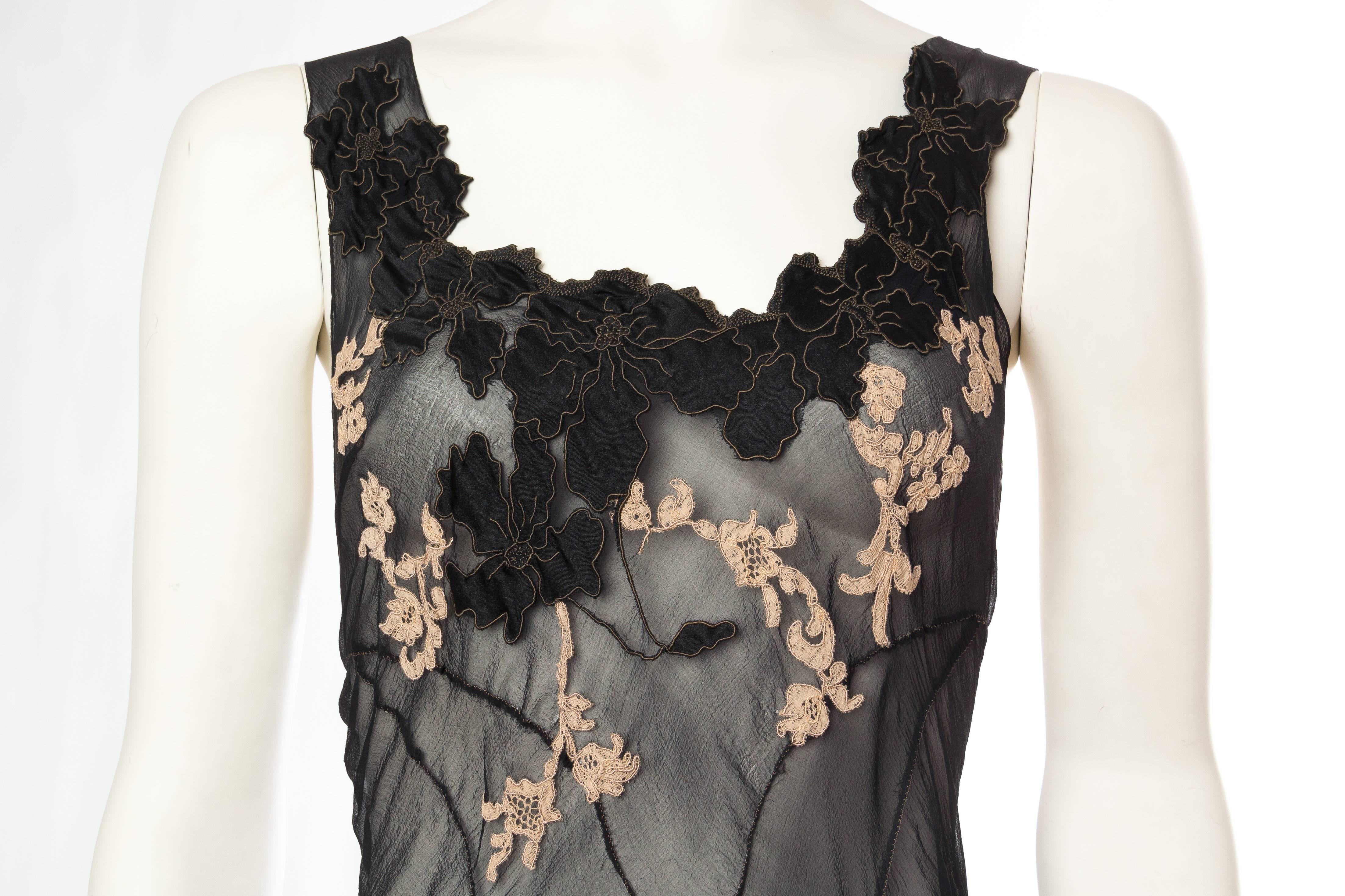 Black Very Fine Backless Negligee in Sheer Silk and Lace from the 1930s