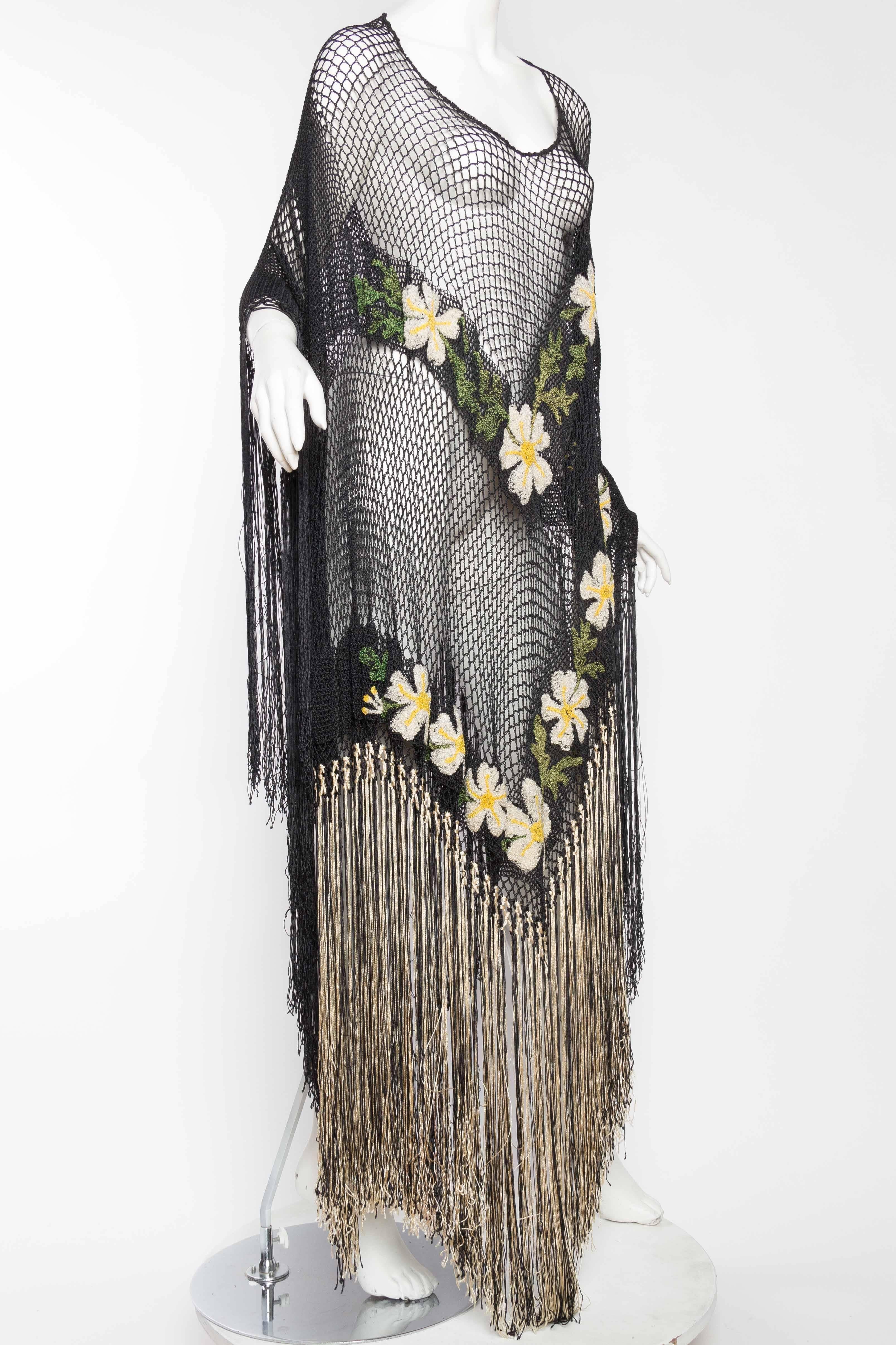 1930s Crochet Tunic with Long Fringe In Excellent Condition In New York, NY