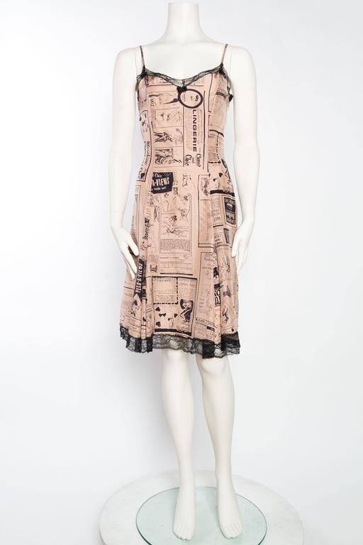 realisation par pink newspaper dress Ralisation Par Create the Sex and the City Newspaper Dress