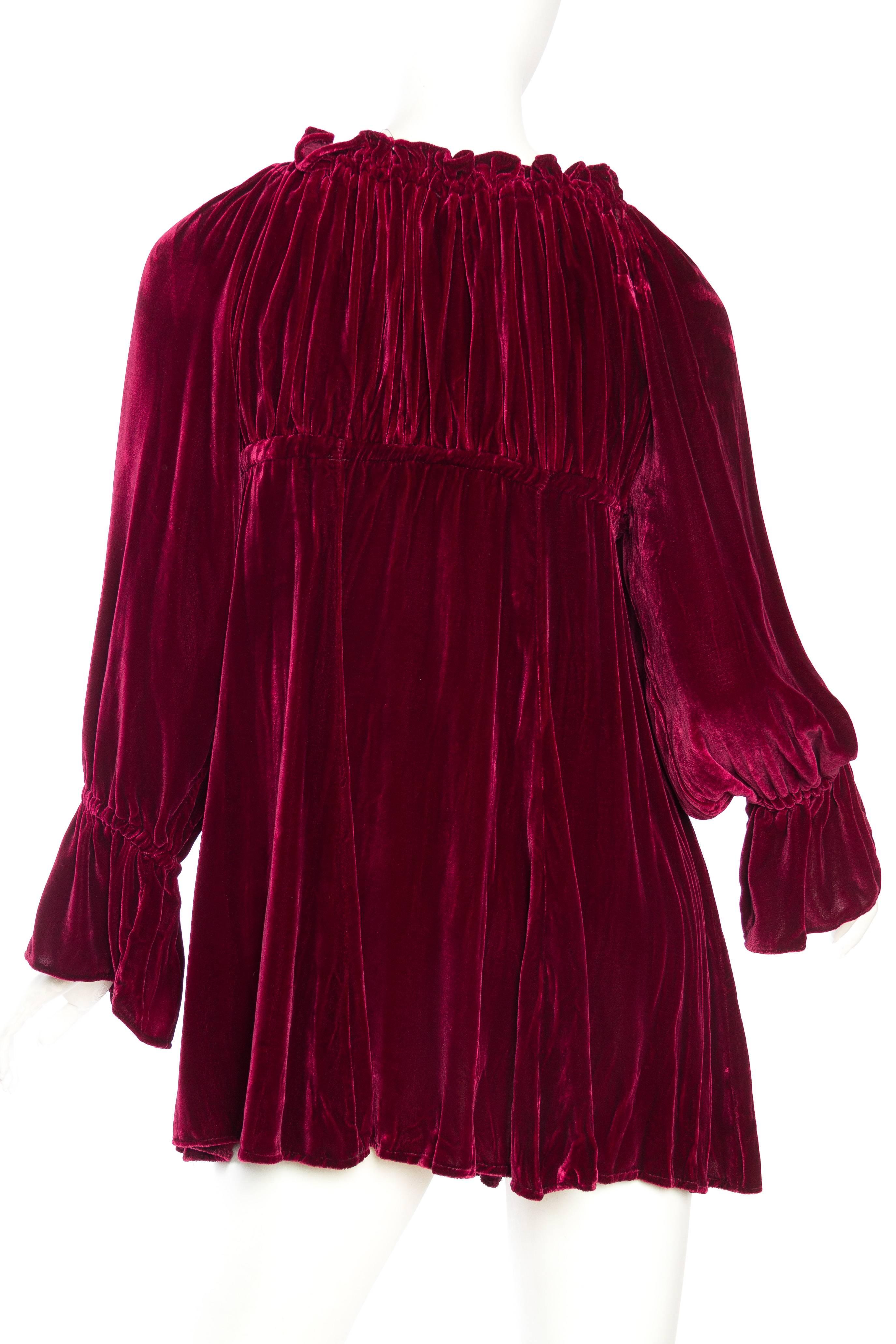Retro 1960s Rayon Velvet Mini Dress In Good Condition In New York, NY