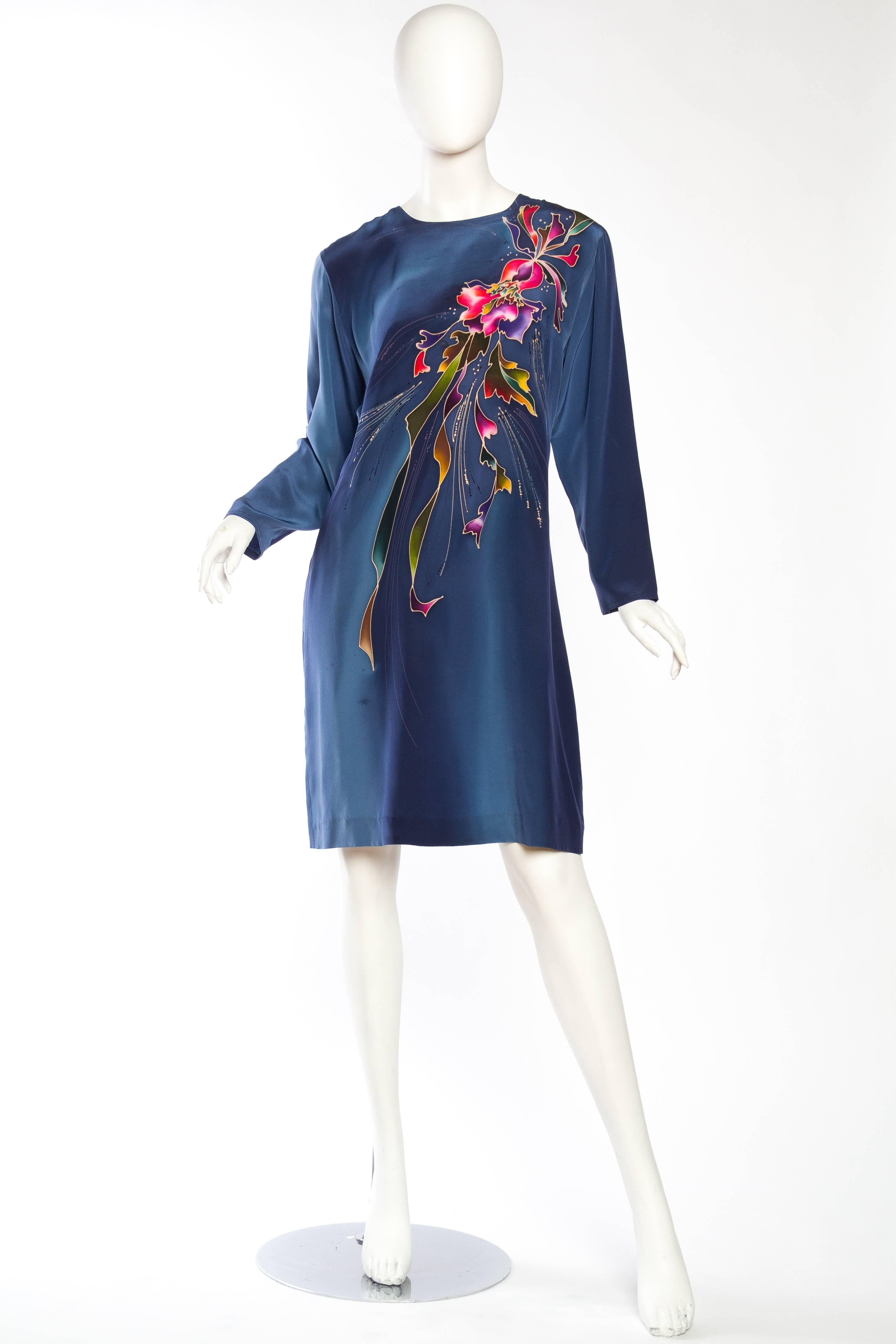 1980S Blue  & Pink Silk Crepe De Chine Hand Painted Tunic Dress In Excellent Condition In New York, NY