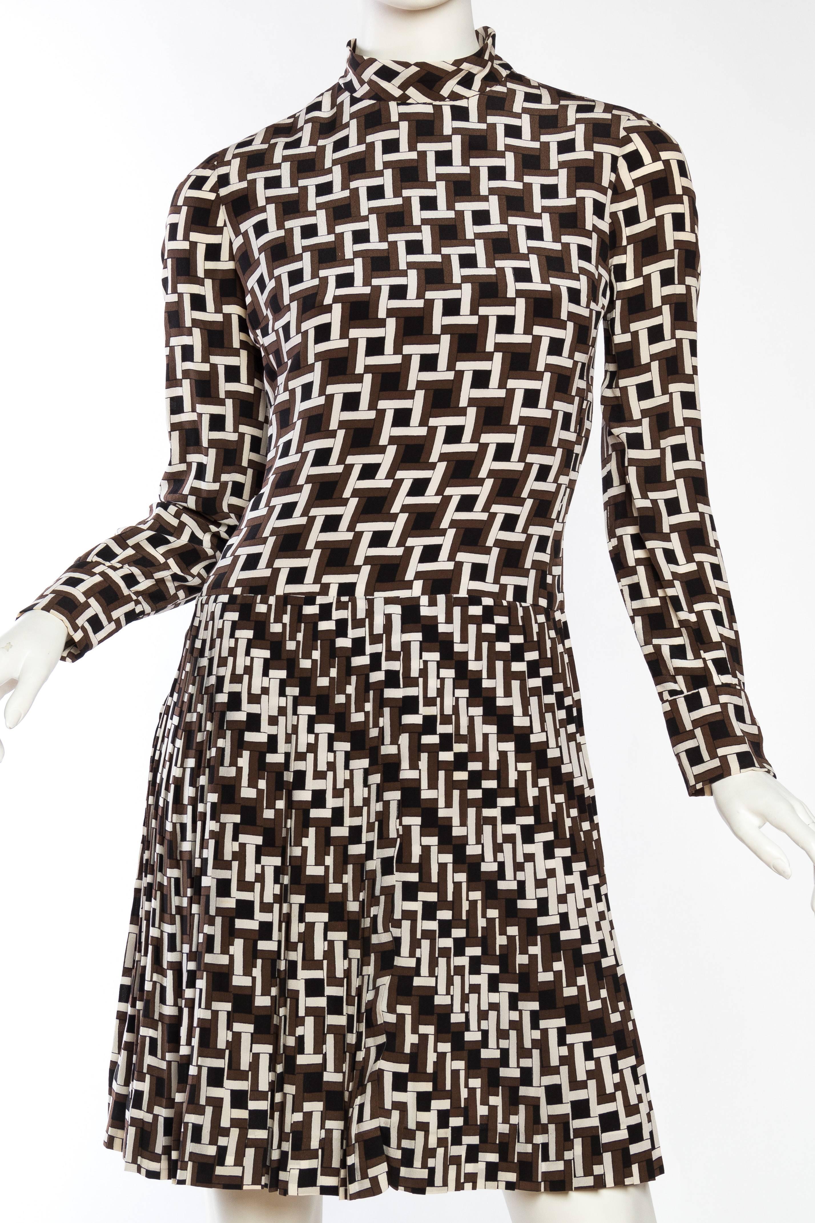 1960s Philippe Venet Demi-Couture Dress Beautifully finished by hand. Ensemble is two pieces, a vest and a dress with sleeves and can be worn separately. 