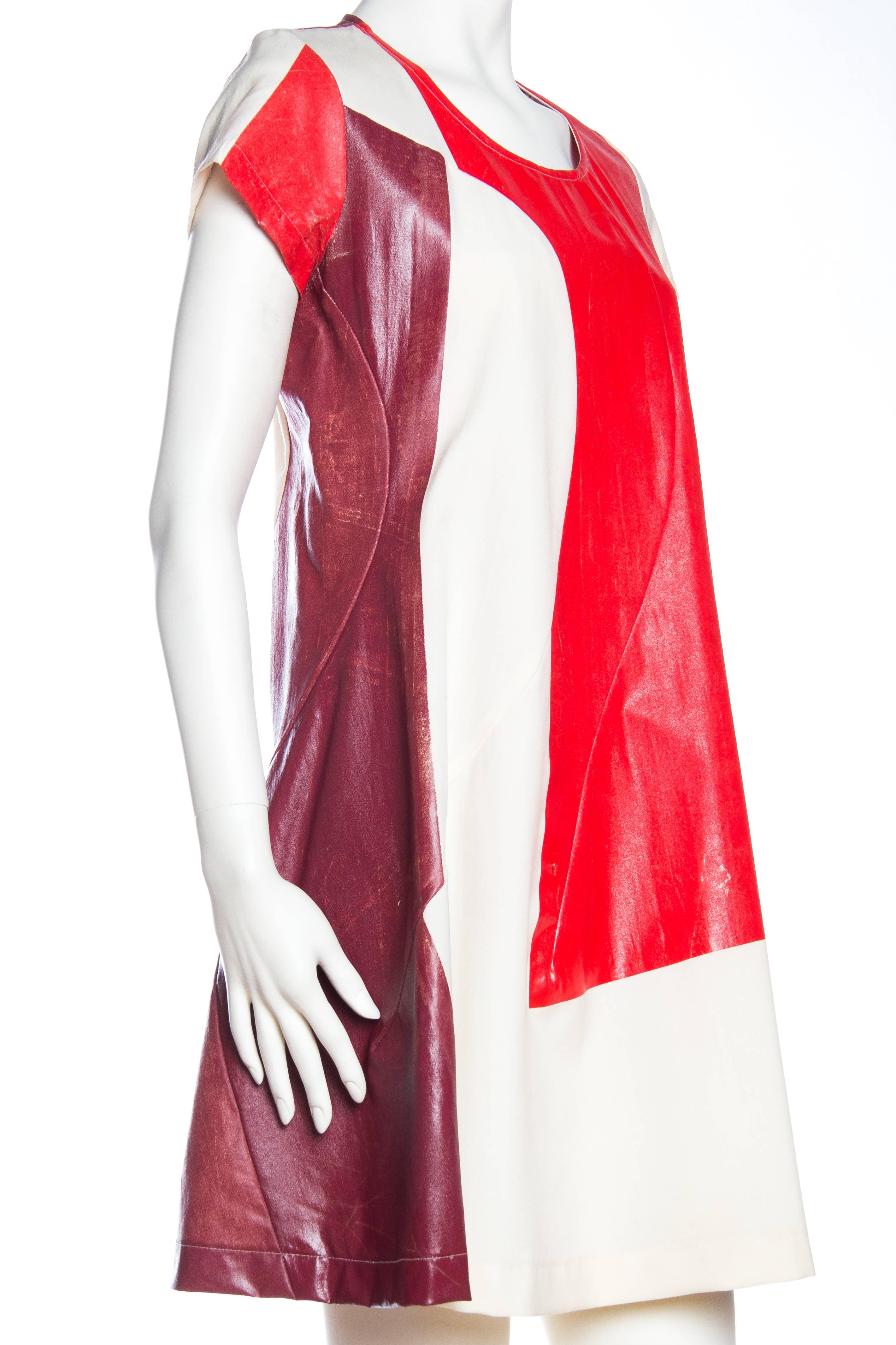 1990S COMME DES GARCONS Red & White Cotton Hand-Painted Patchwork Muslin Dress  In Excellent Condition For Sale In New York, NY