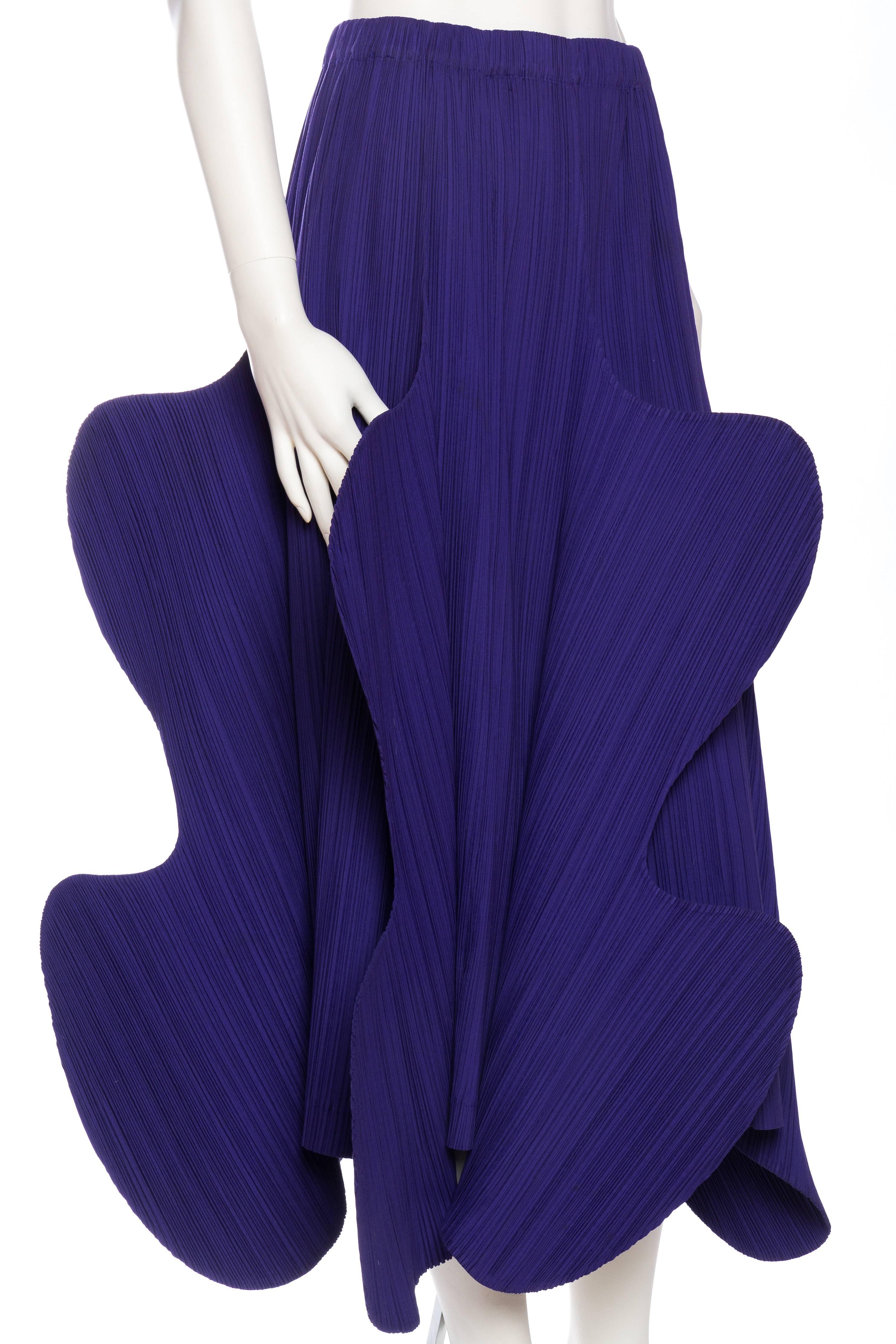 Issey Miyake Sculptural Pleated Skirt In Excellent Condition In New York, NY