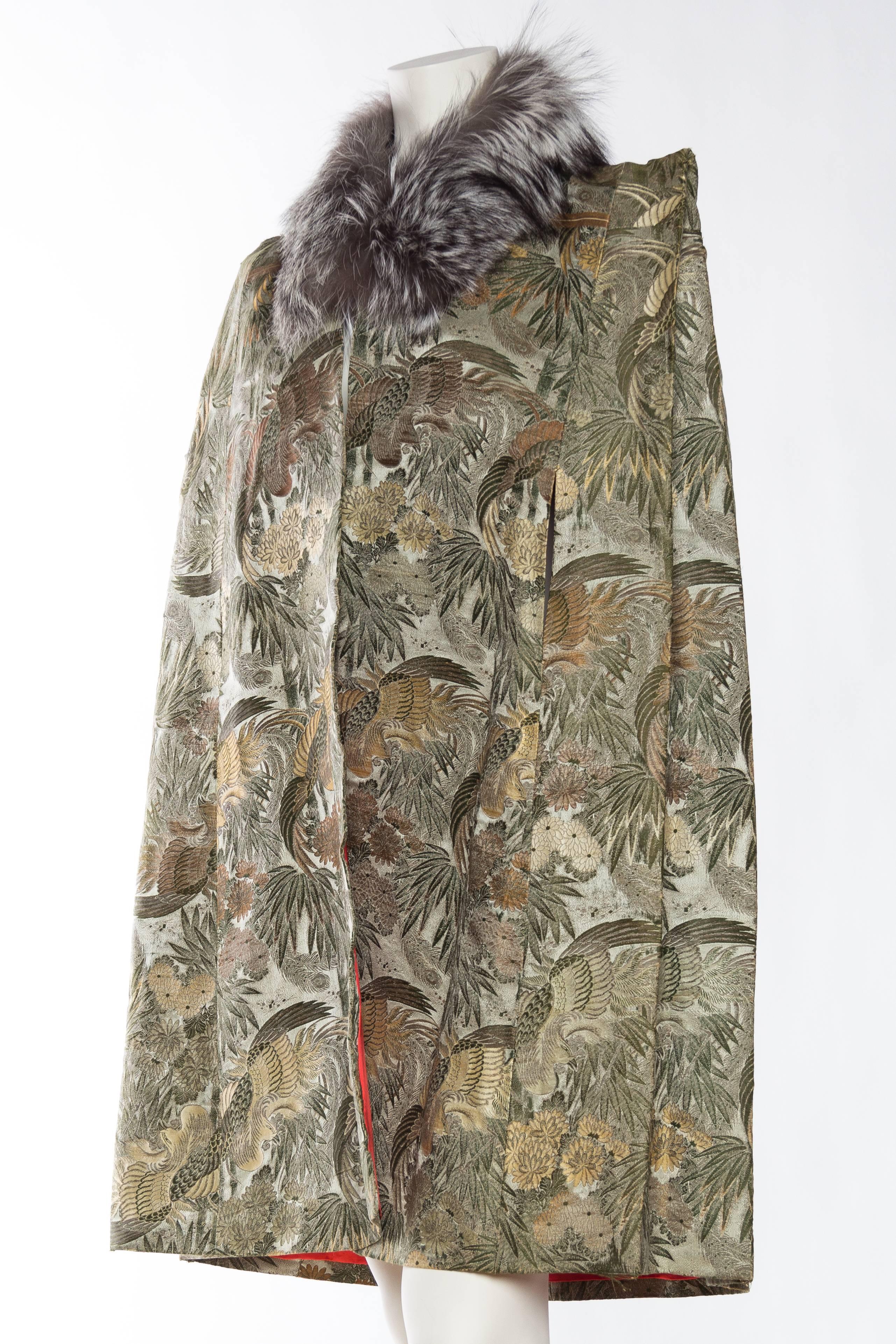 Gray 1940S Green & Gold Silk Cape Made From Antique Japanese Jacquard With Fox Fur C For Sale