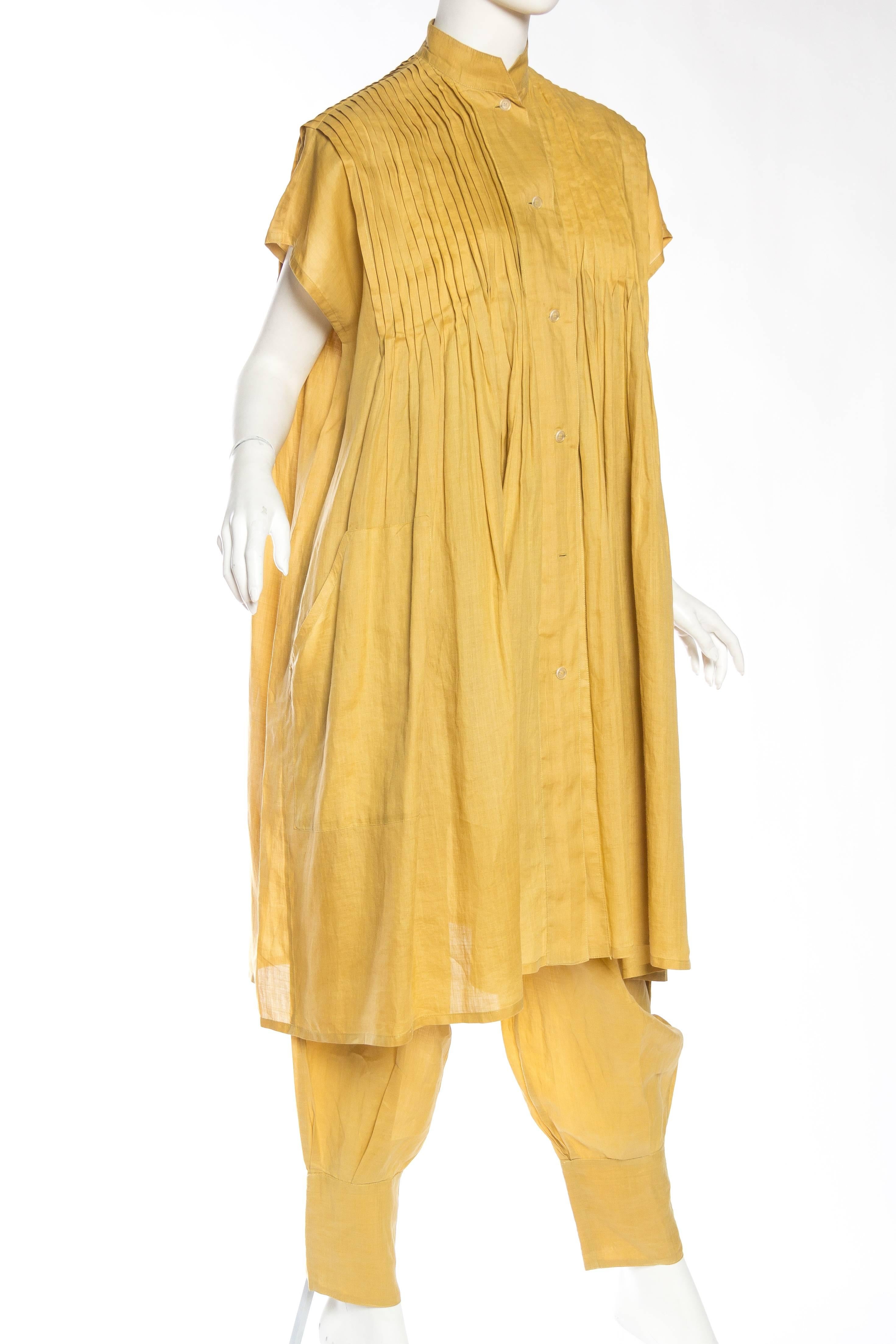 1980S ISSEY MIYAKE Mustard Yellow Linen Tunic & Pants Ensemble In Excellent Condition In New York, NY