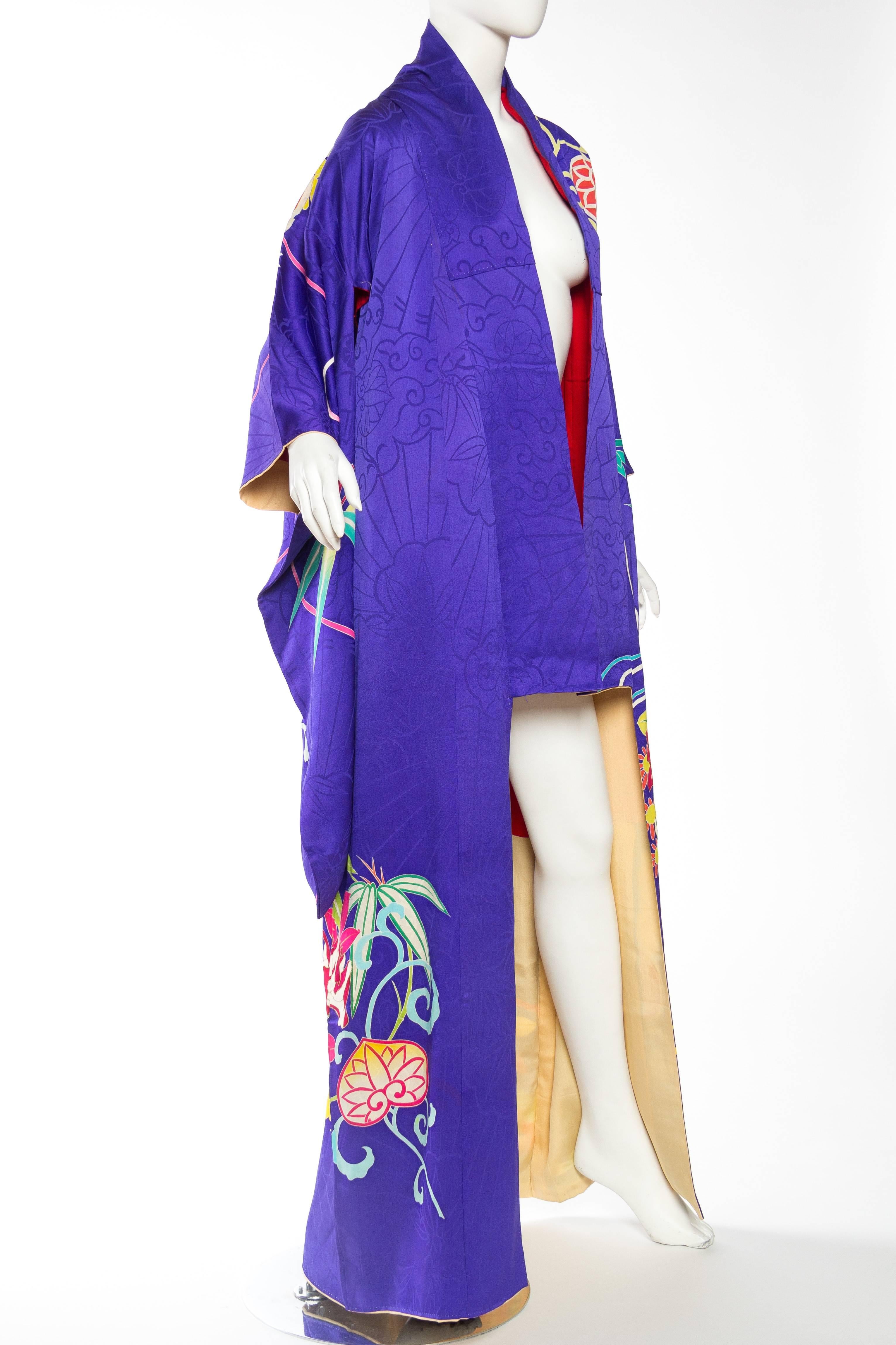 Women's Beautiful Hand-painted and Embroidered Japanese Kimono