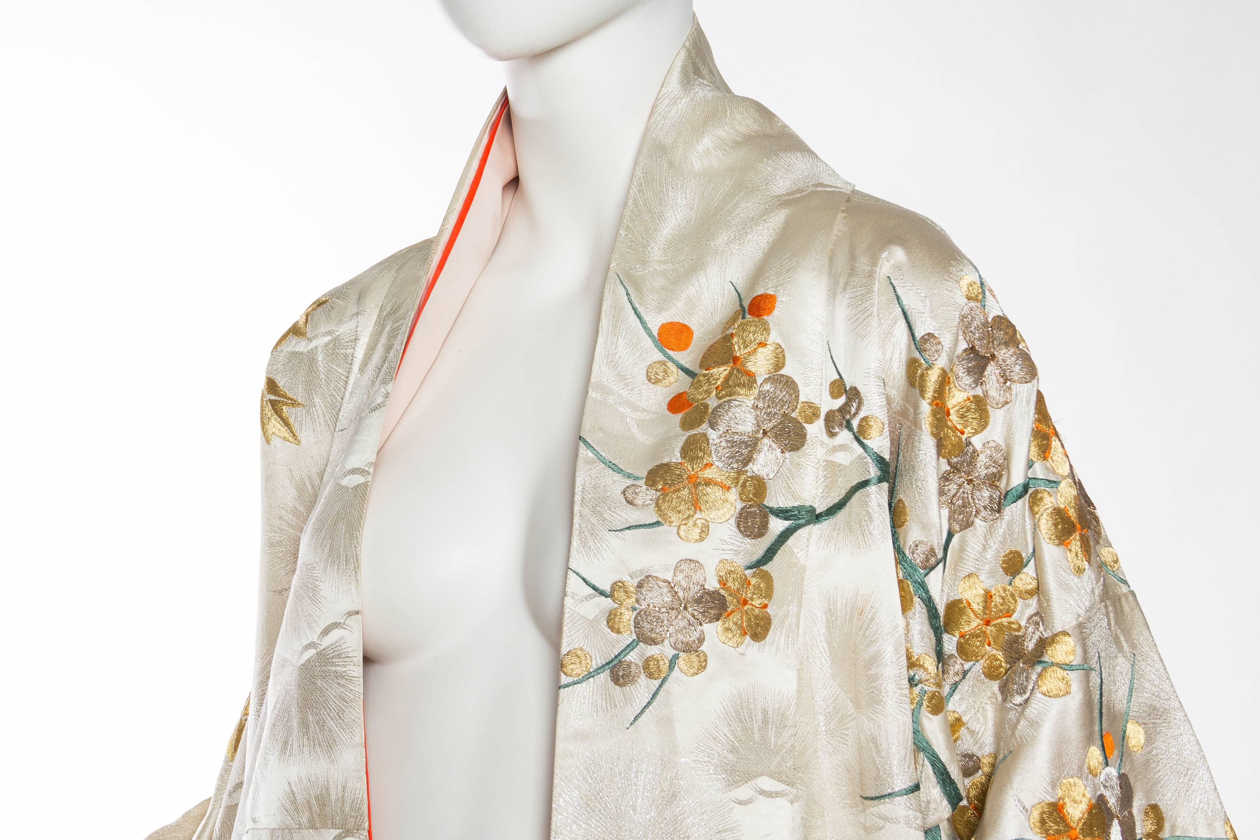 Gorgeous Metallic Gold Tree of Plenty Embroidered Japanese Kimono 3