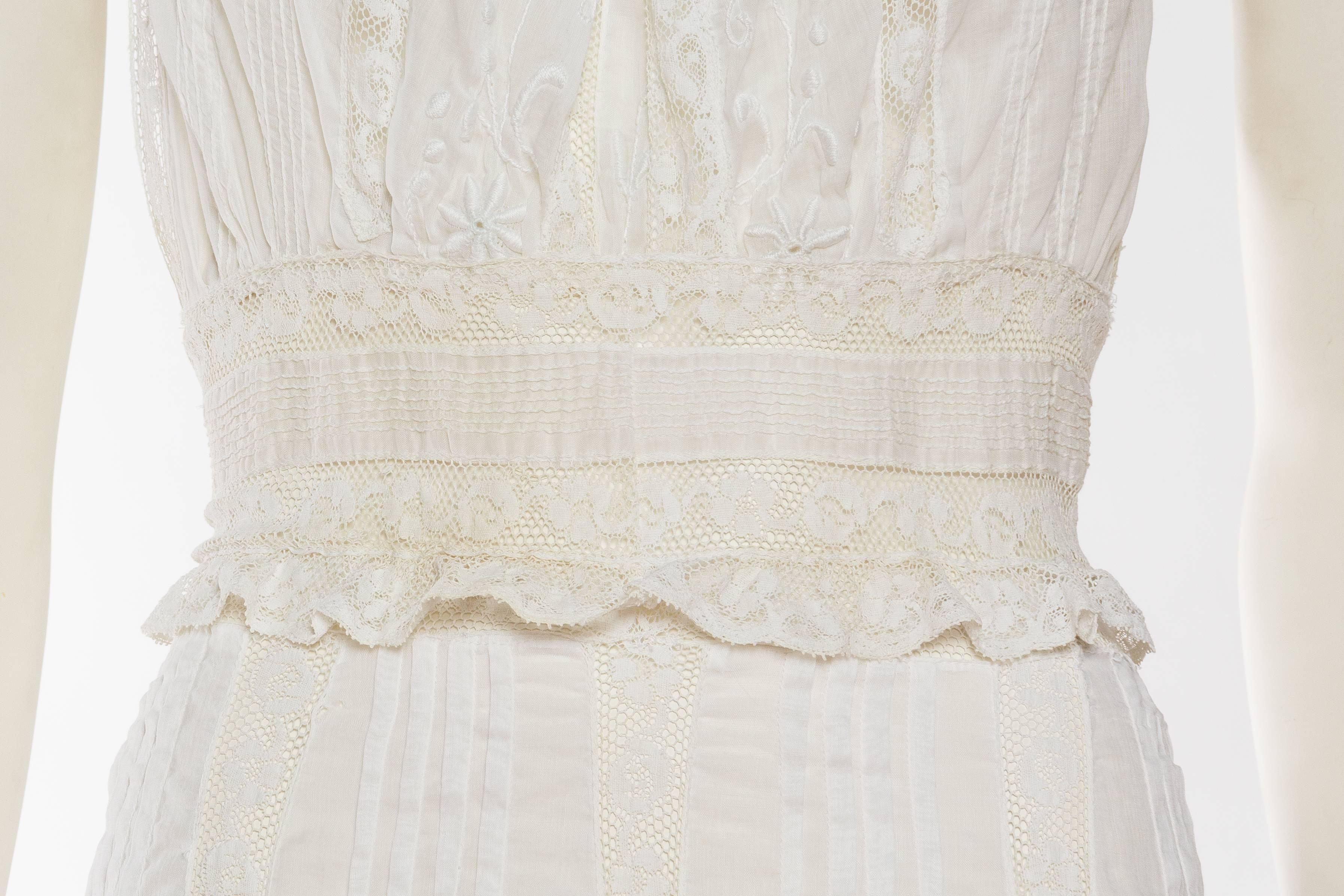 1905 Cotton and Lace Dress 1