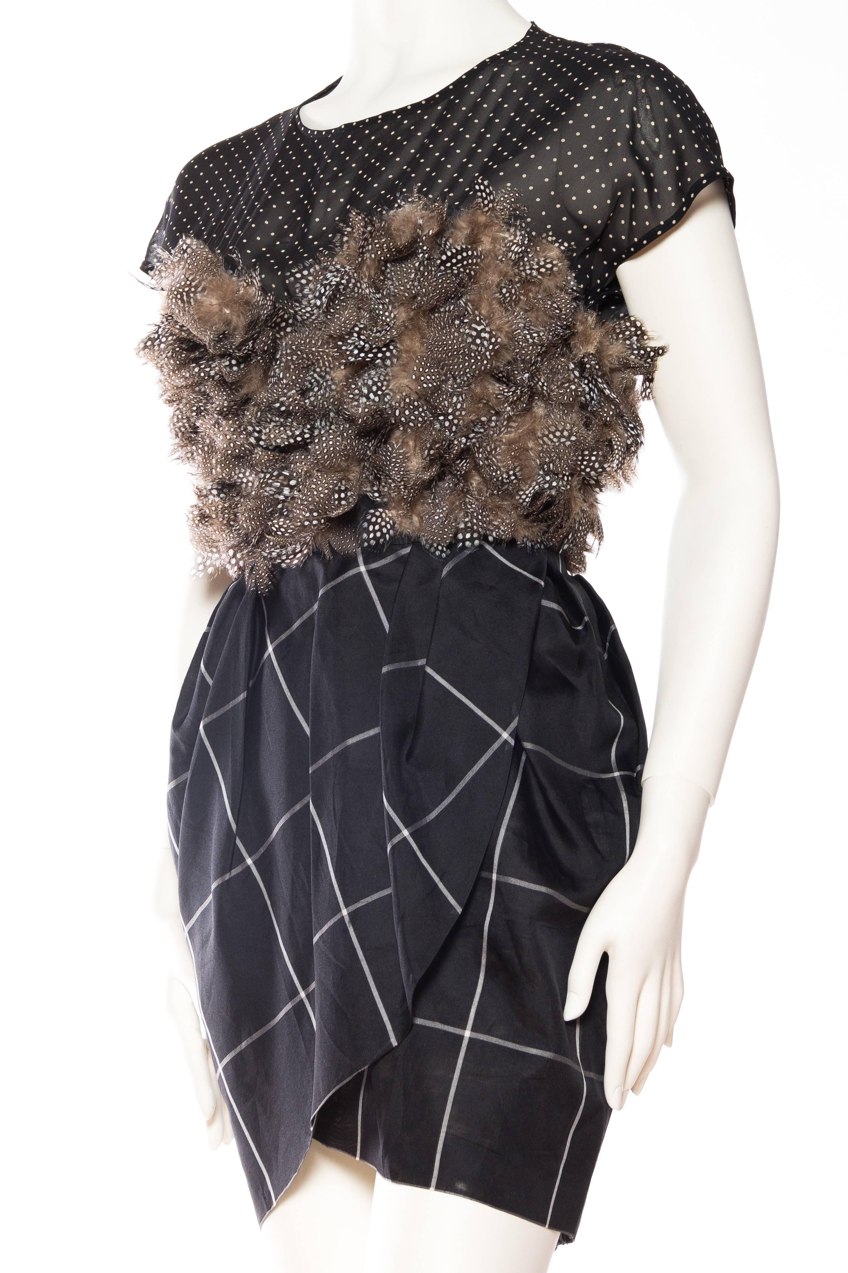 1990S GEOFFREY BEENE Black & Grey Silk Feathers Cocktail Dress For Sale 1