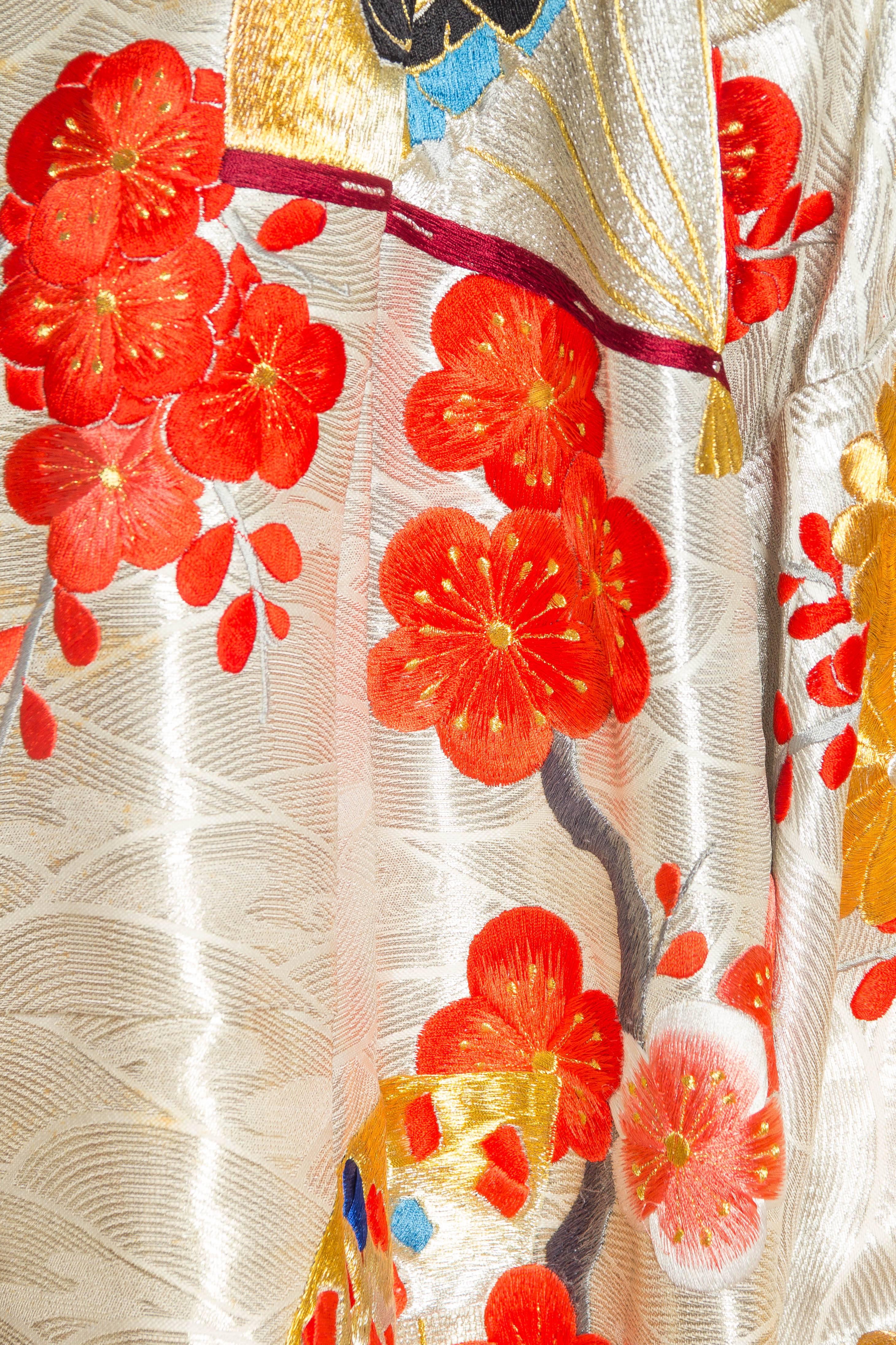 Japanese Kimono Embroidered with Dancing Figures and Fans 4