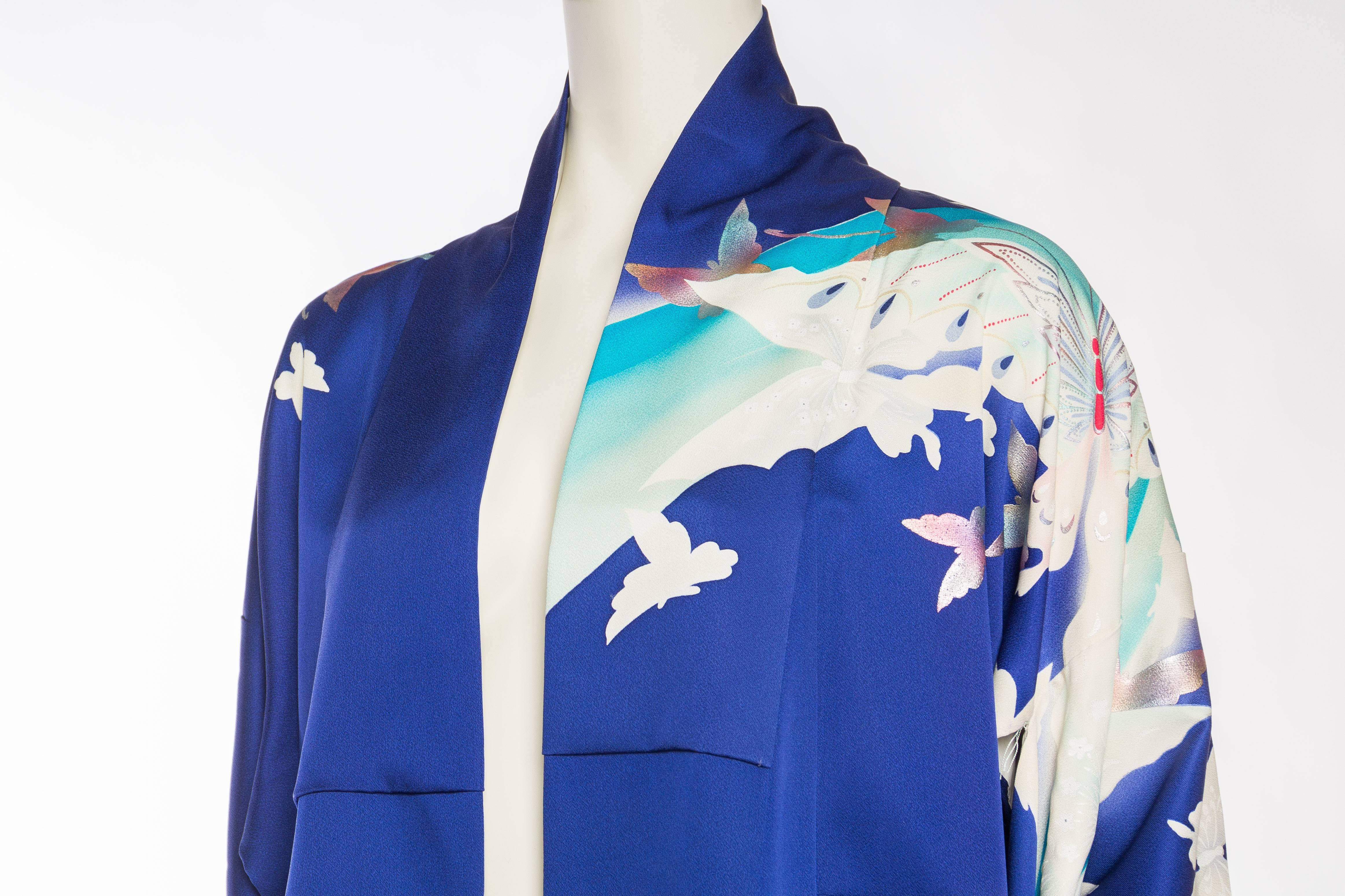 1940S Blue Teal Silk Kimono With Butterfly Print For Sale 3