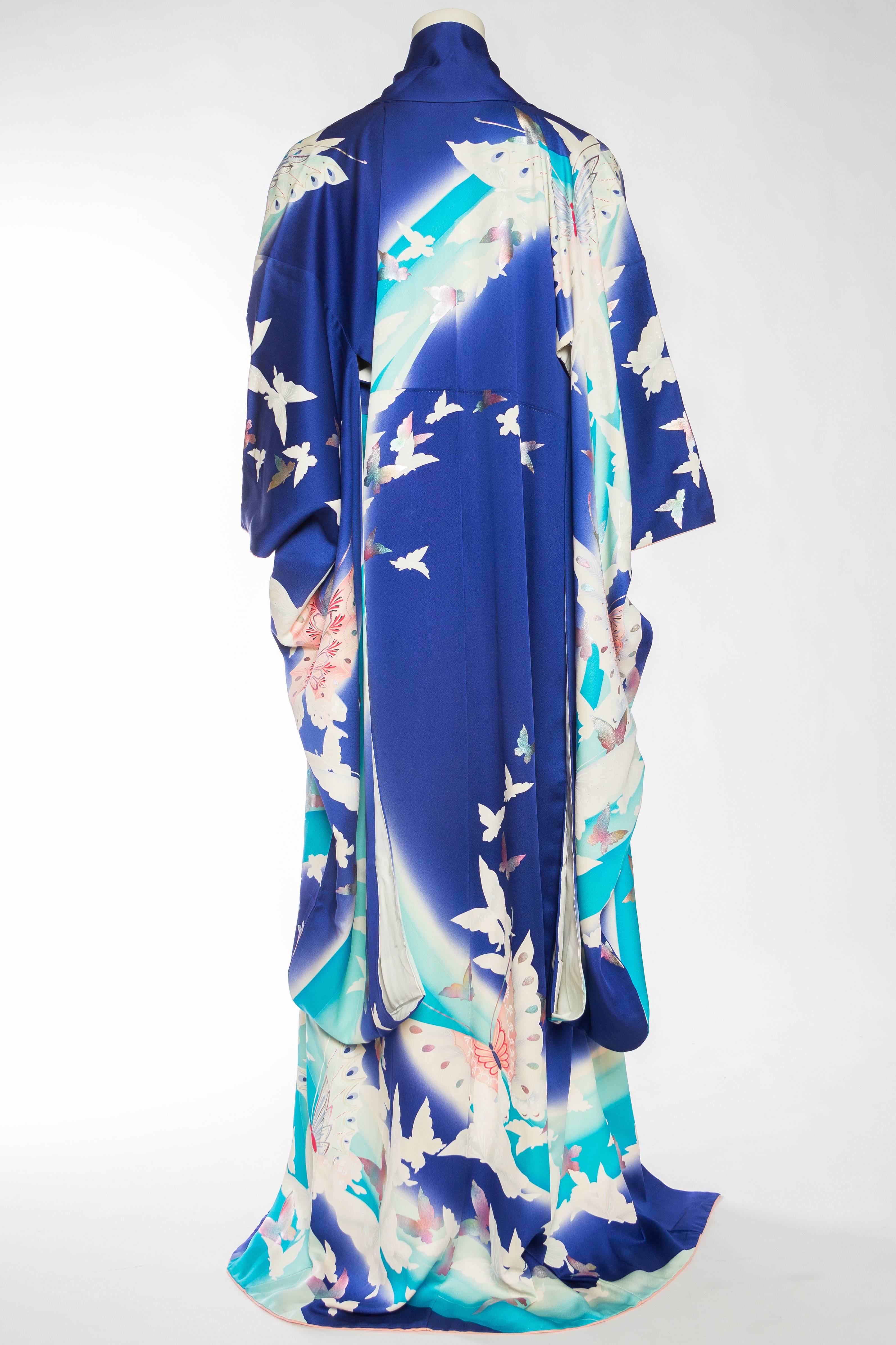 1940S Blue Teal Silk Kimono With Butterfly Print For Sale 2