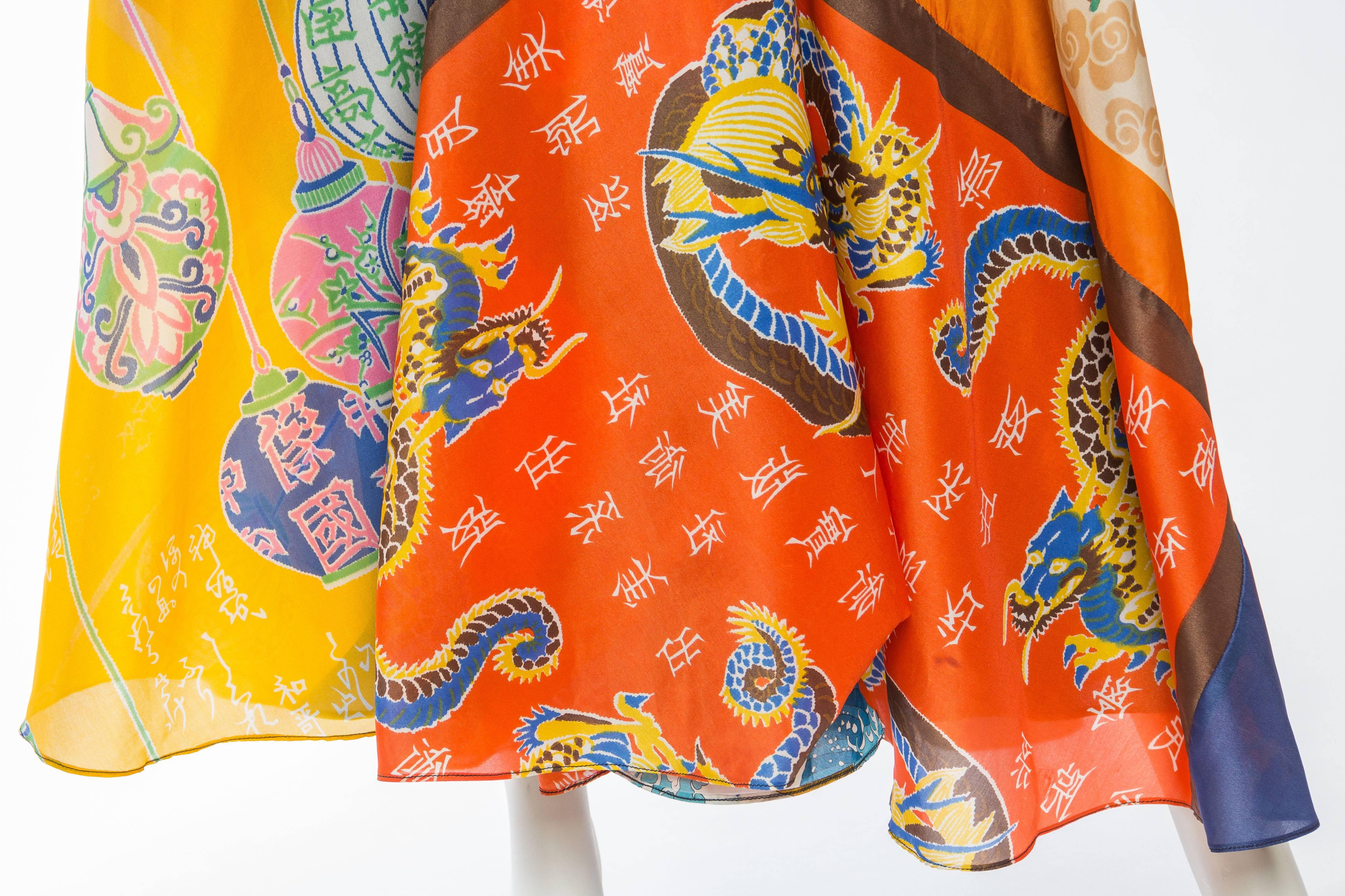 1970S LA VETTA Polyester Asian Dragon Patchwork Scarf Maxi Dress For Sale 3
