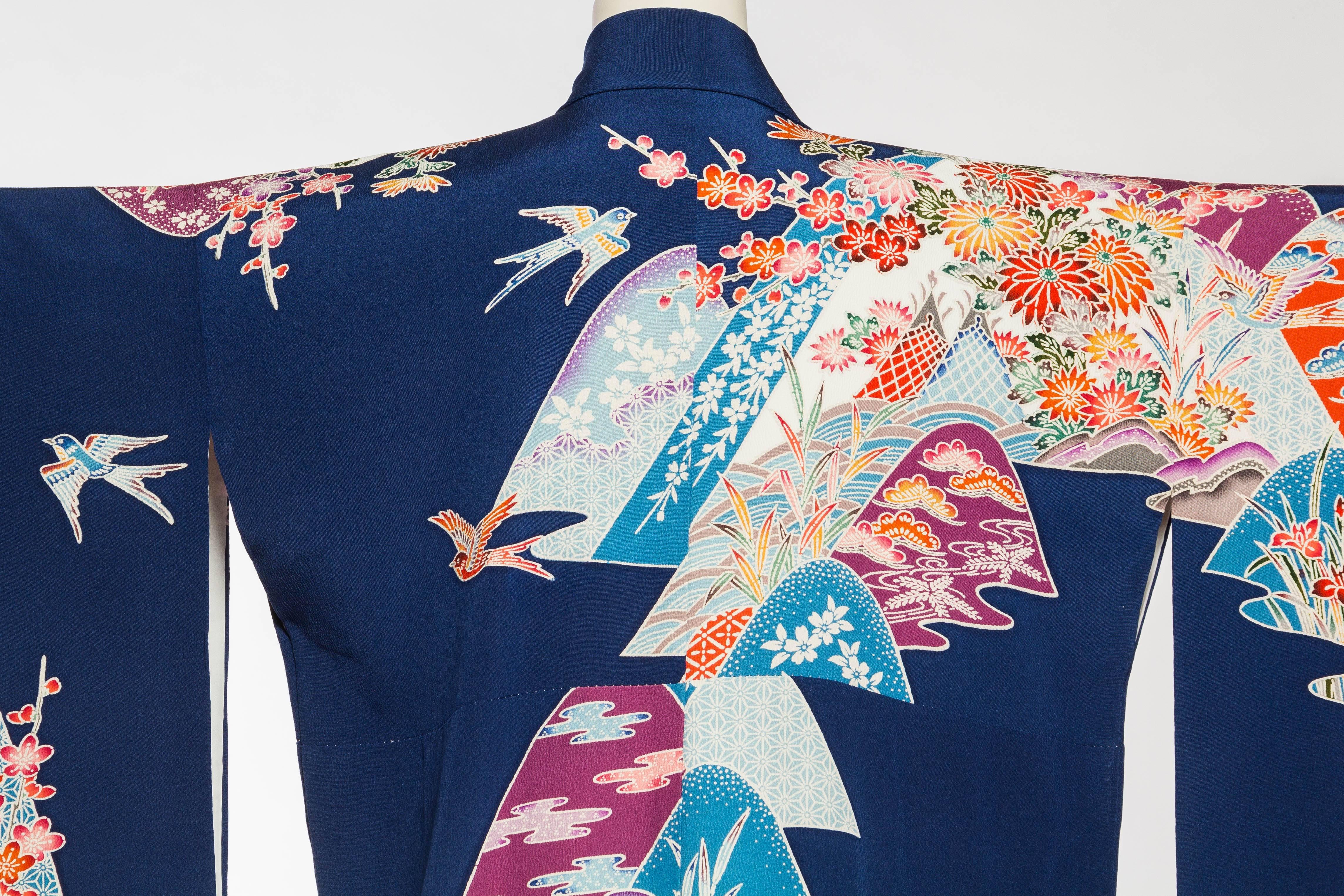 Women's 1960S Silk Rare Hand Painted Japanese  Kimono For Sale