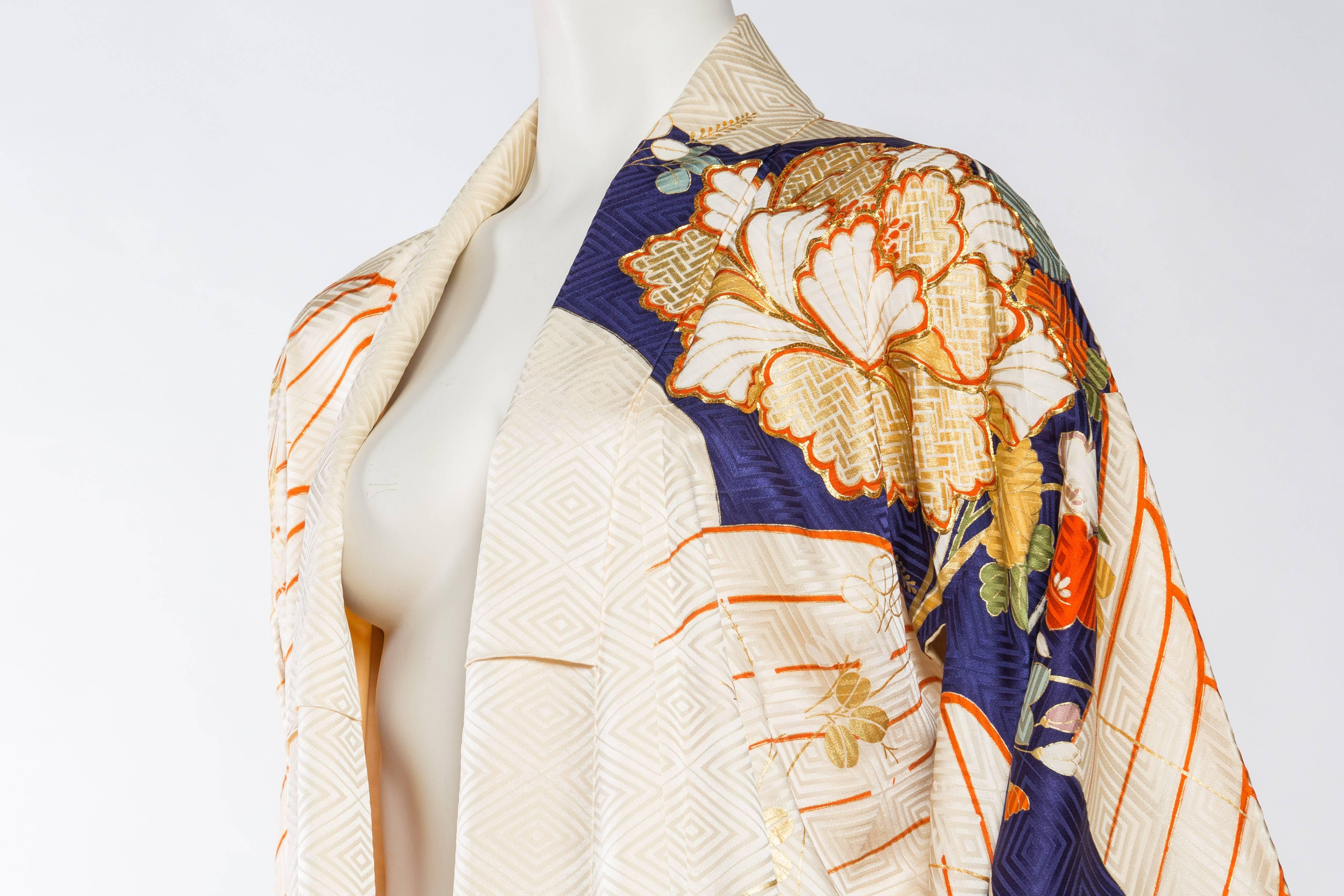 Japanese Kimono Hand Embroidered with Gold 2